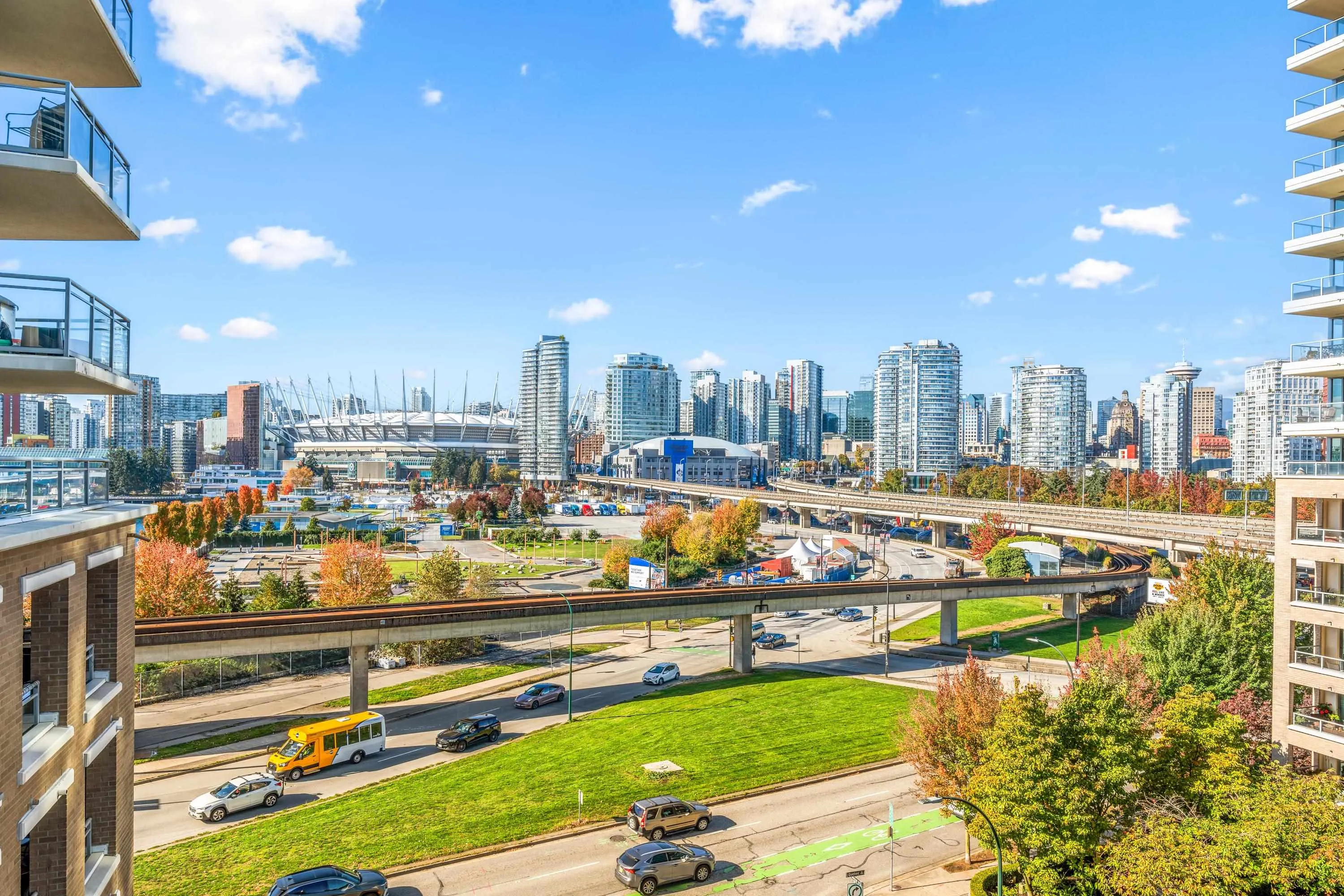 701 120 Milross Avenue