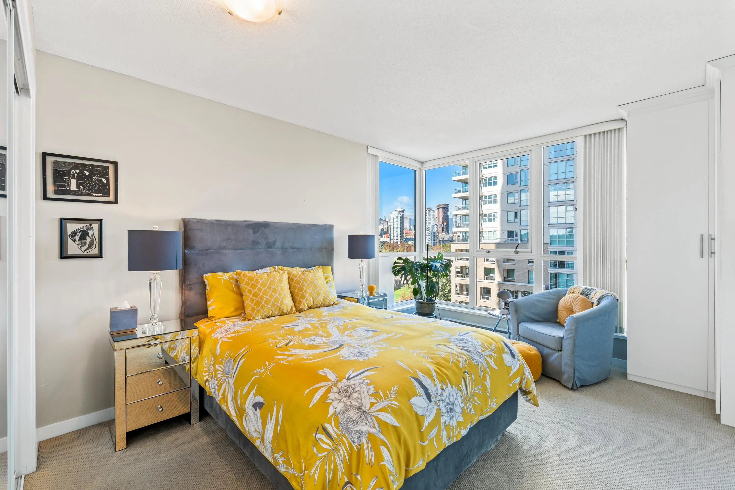 701 120 Milross Avenue