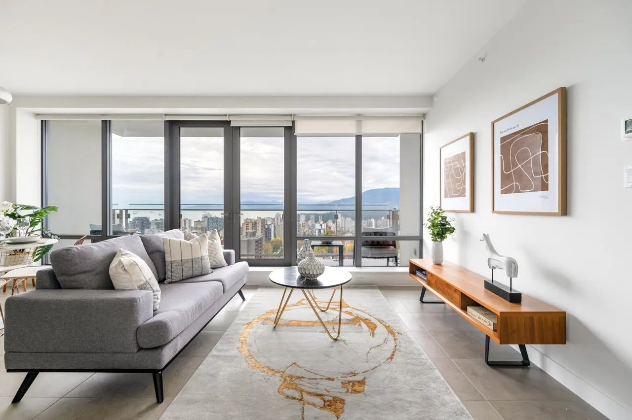 3105 1028 Barclay Street