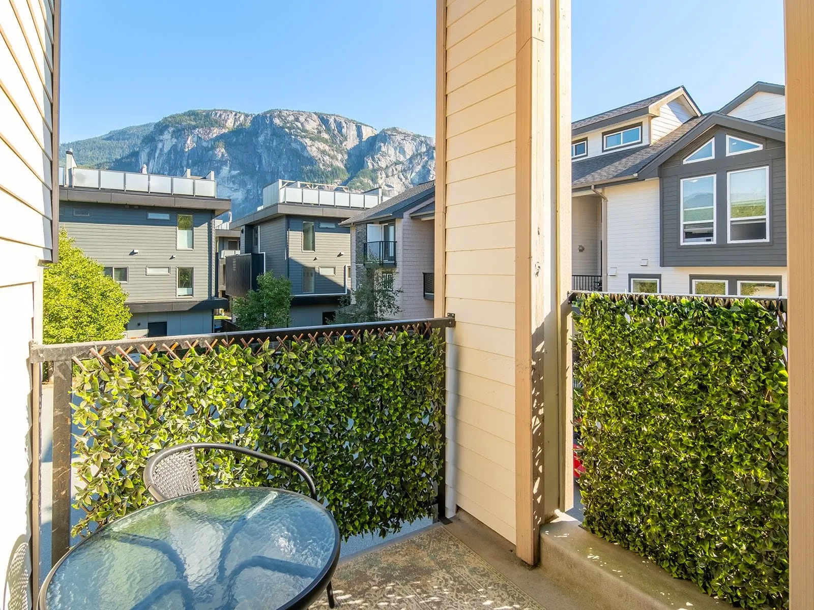2 1261 Main Street