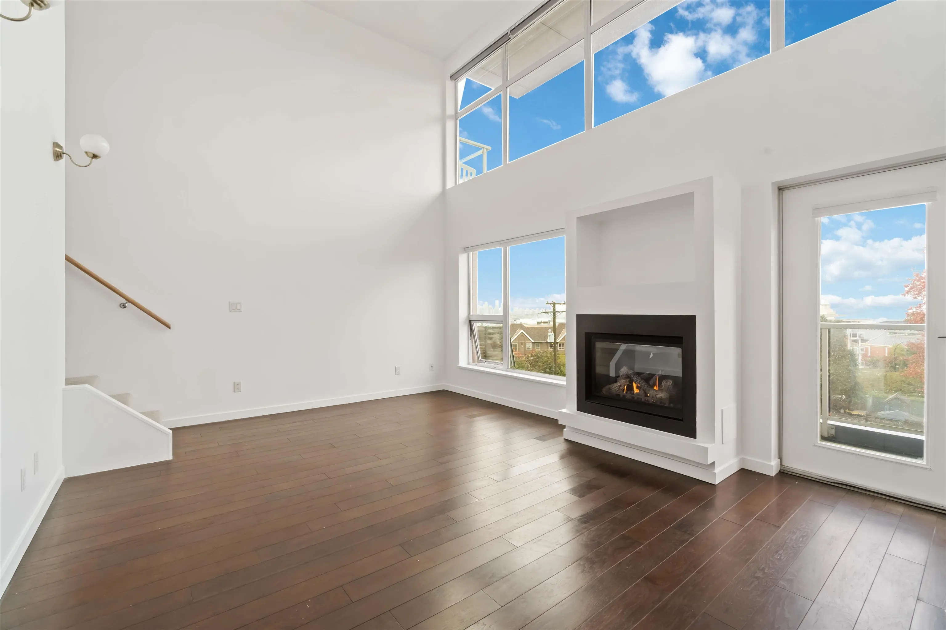 PH4 1288 Chesterfield Avenue