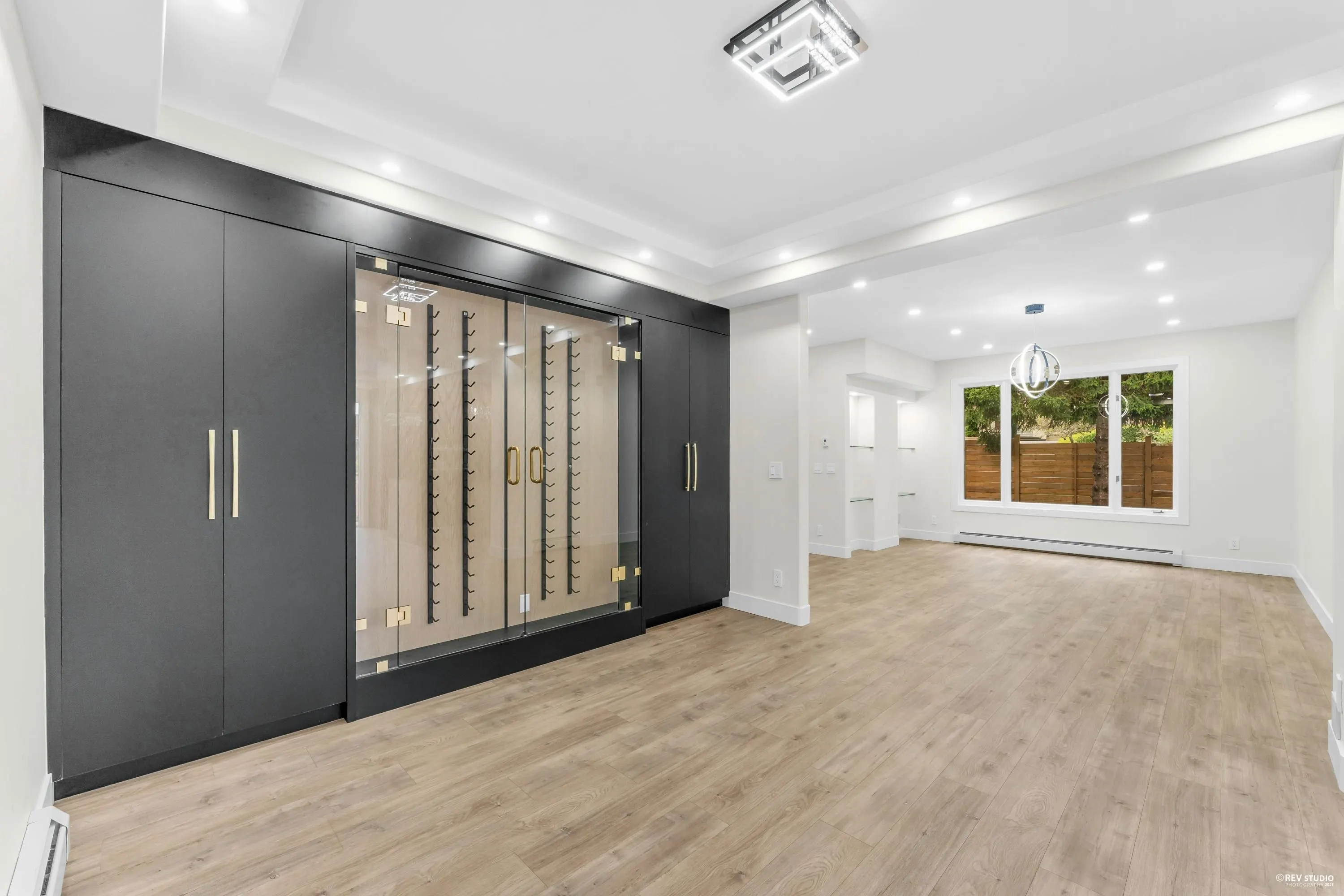 14099 28a Avenue
