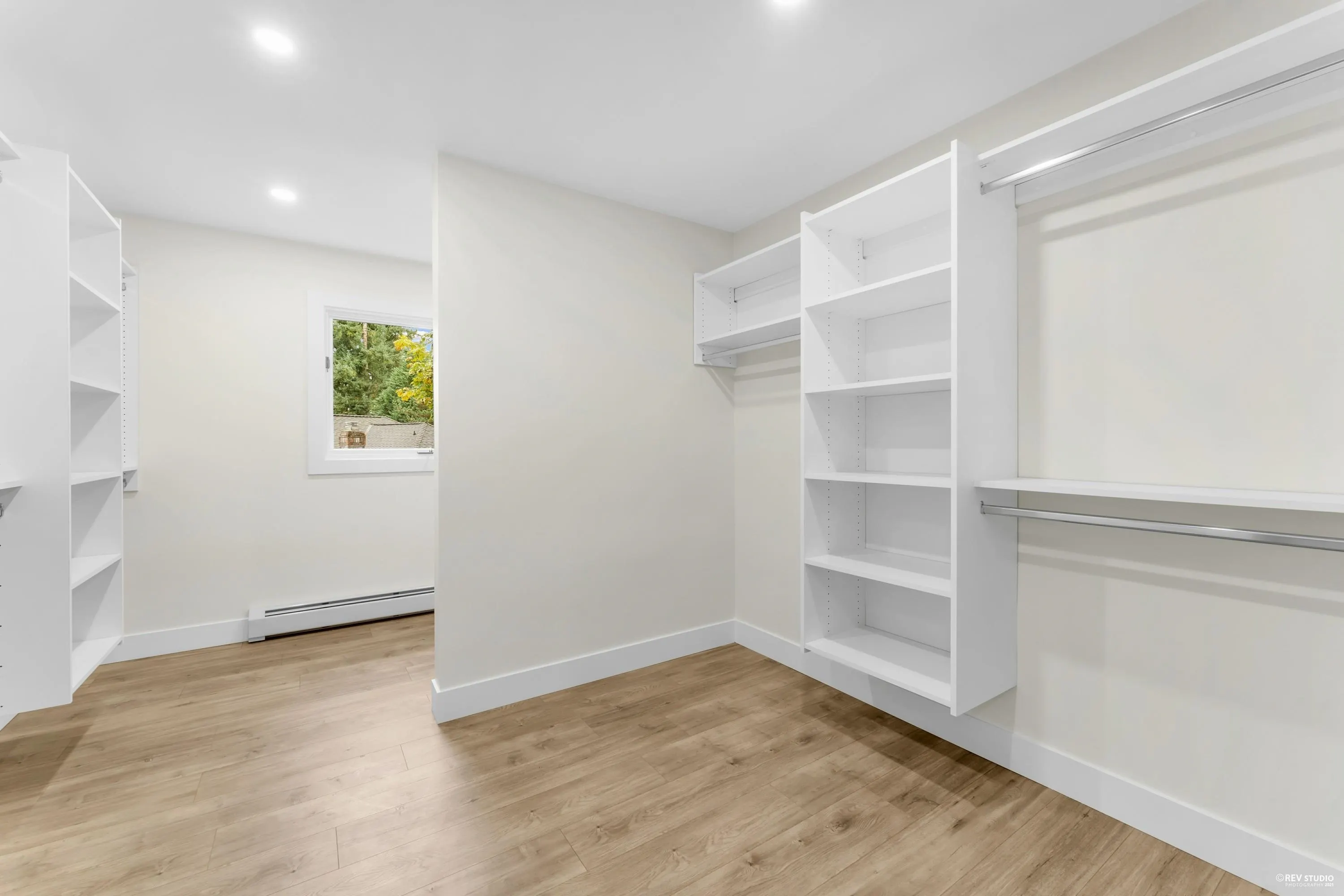 14099 28a Avenue