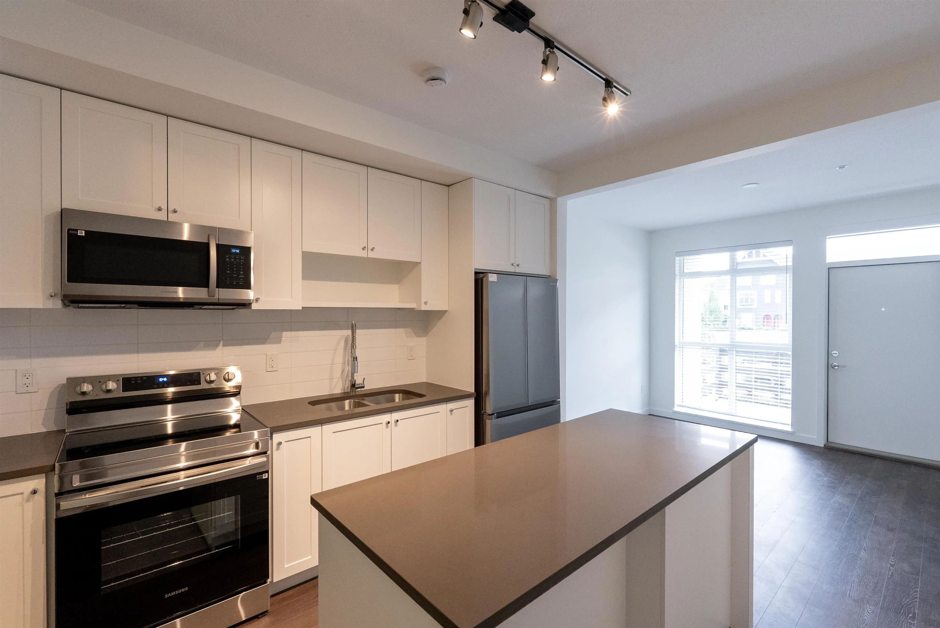 129 8509 158 Street