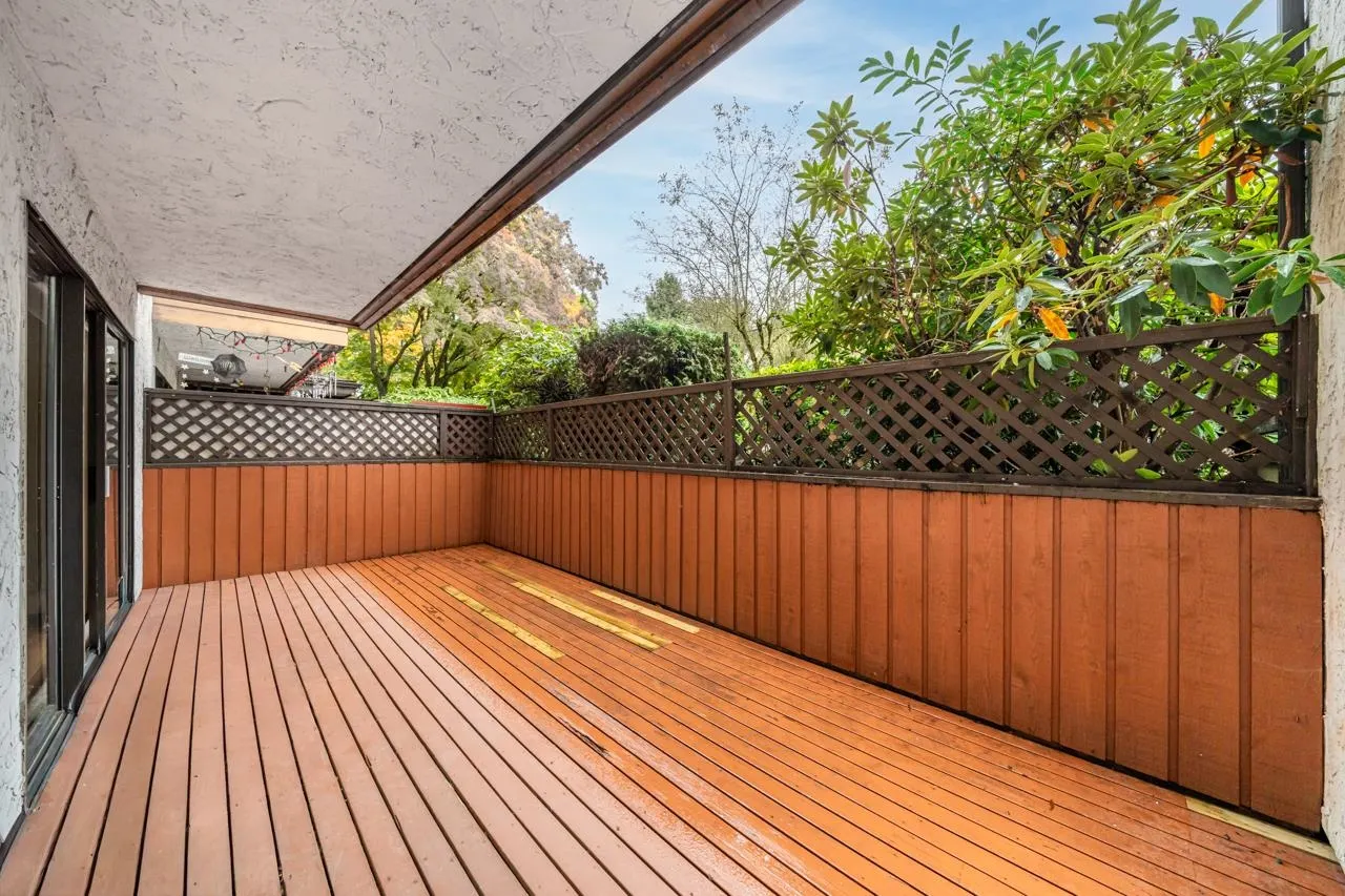 202 410 Agnes Street