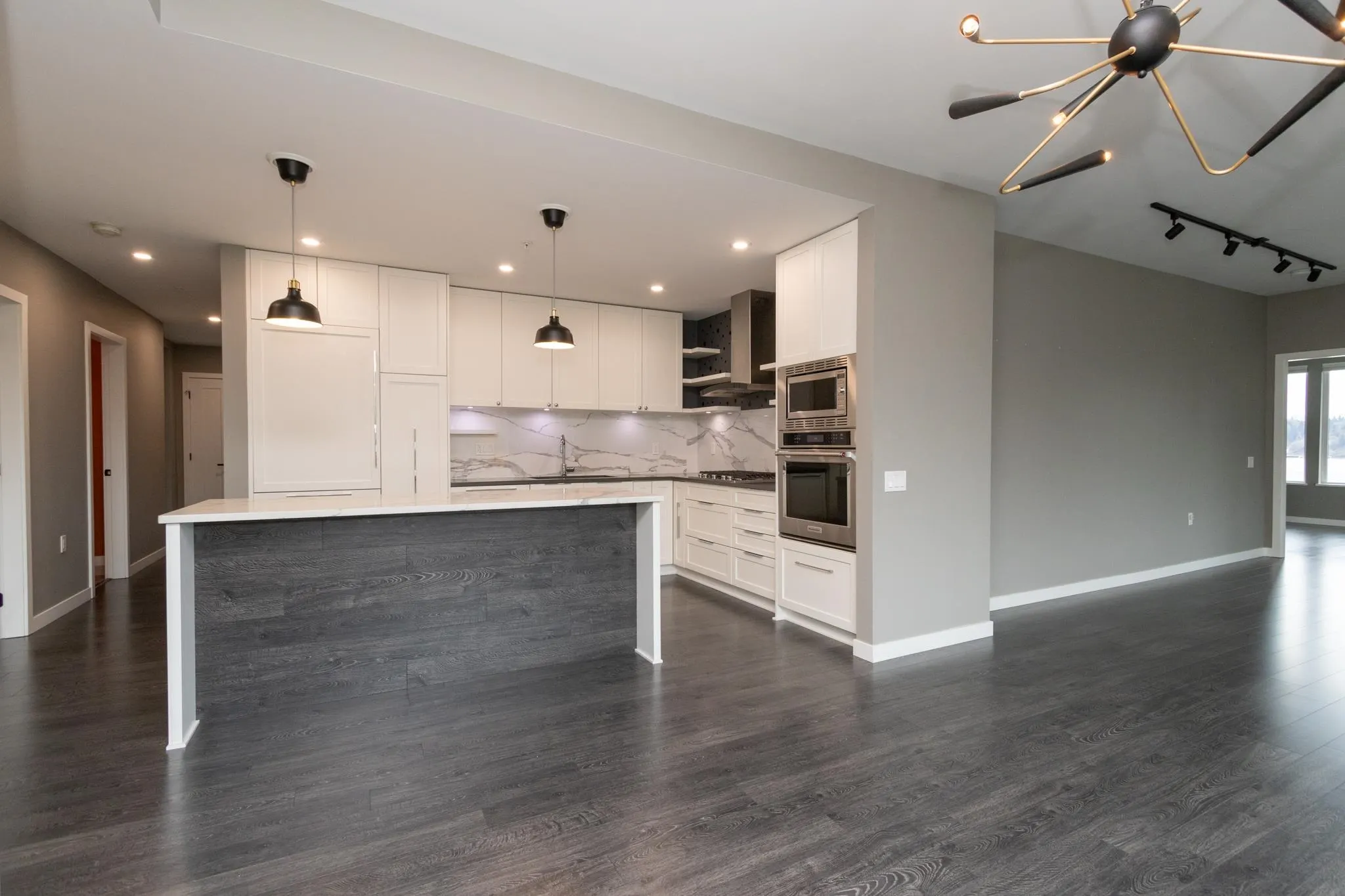 403 3911 Cates Landing