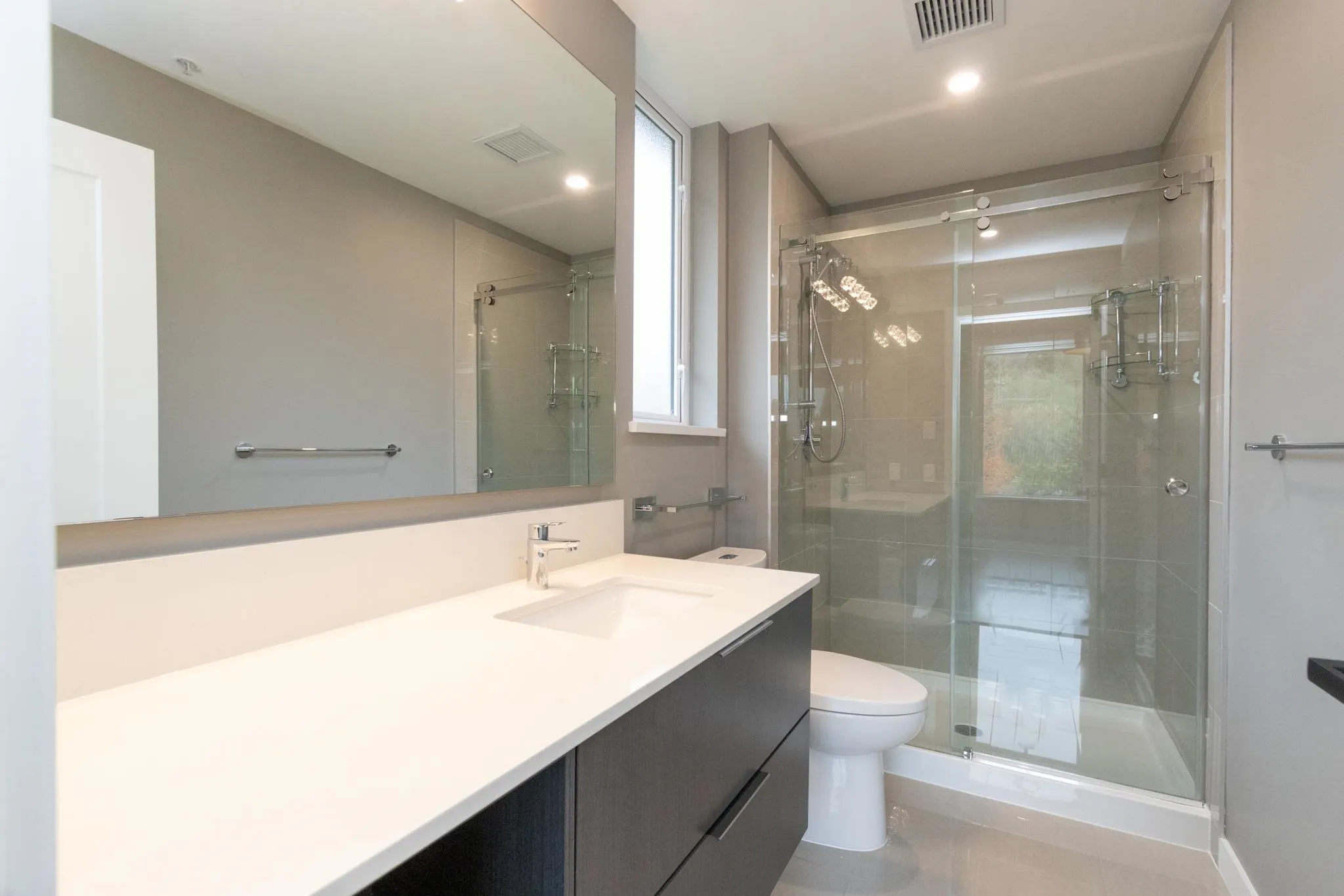 403 3911 Cates Landing