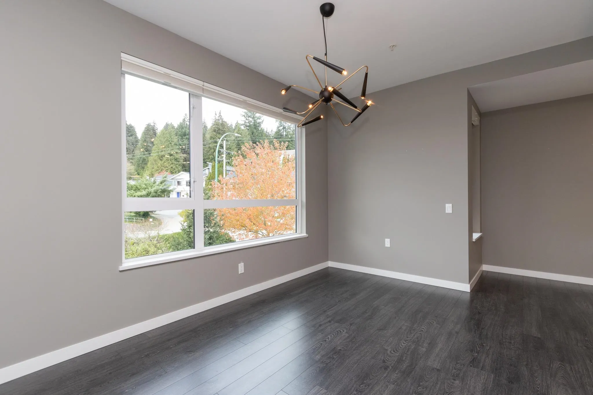 403 3911 Cates Landing