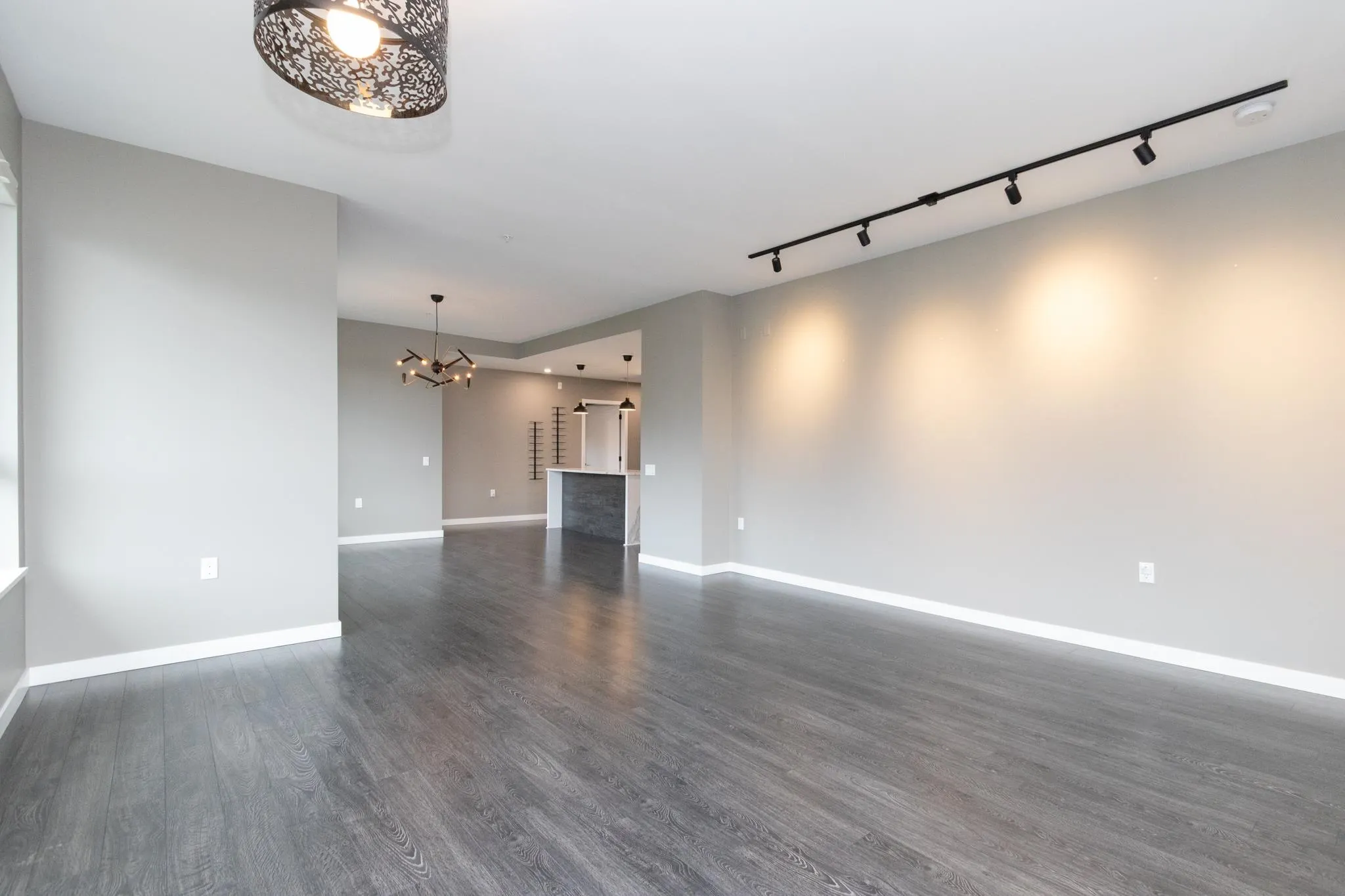 403 3911 Cates Landing