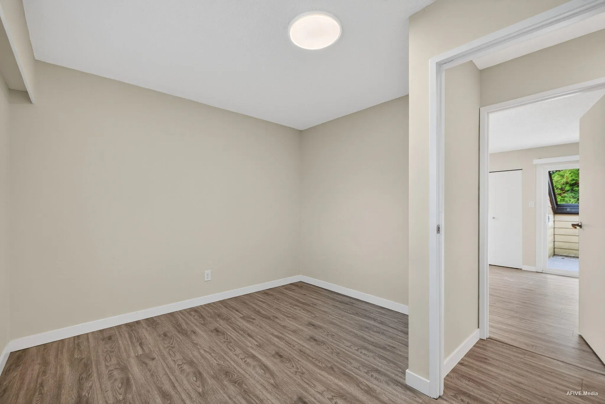 9500 Parksville Drive