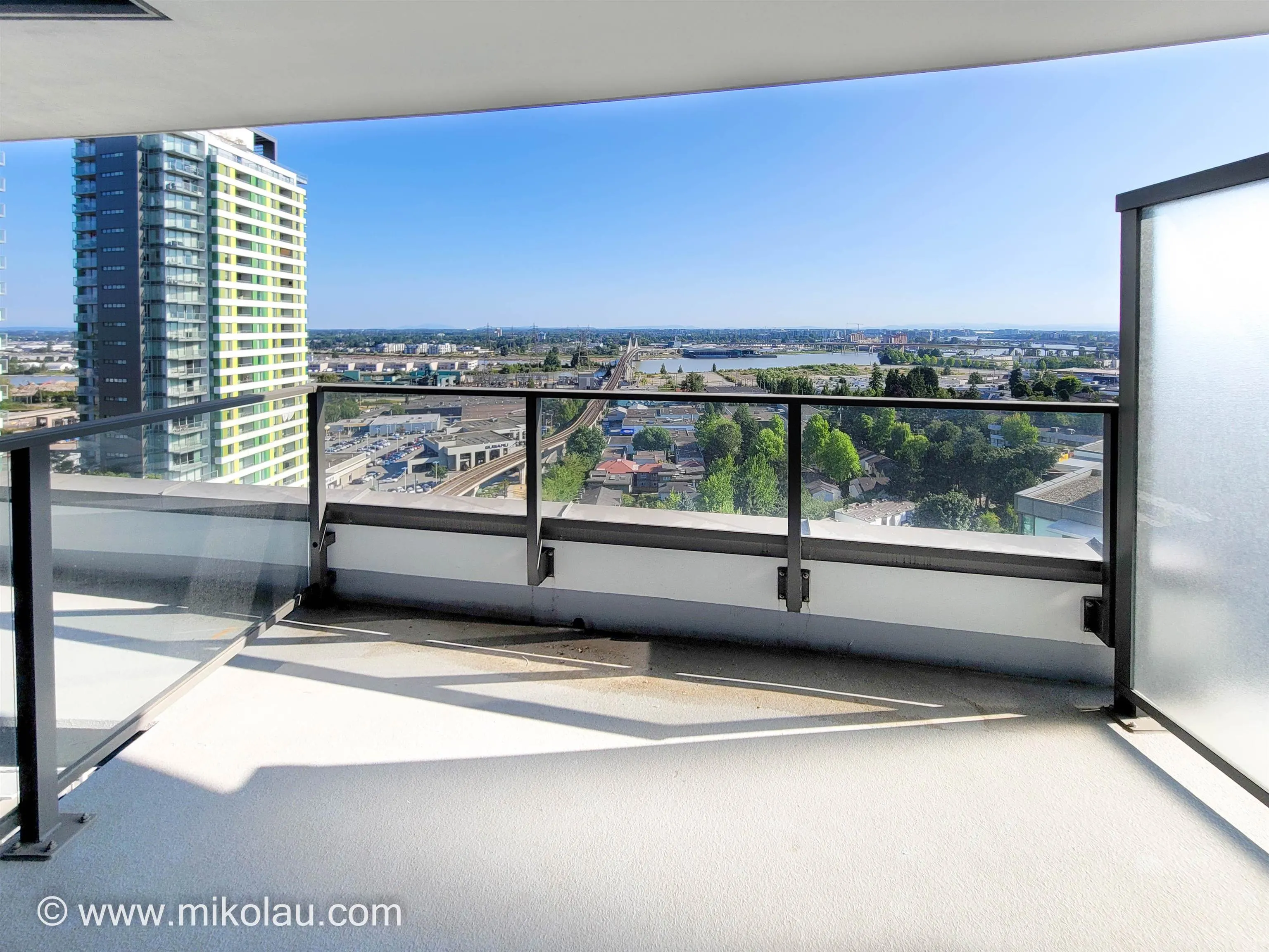 8189 Cambie Street
