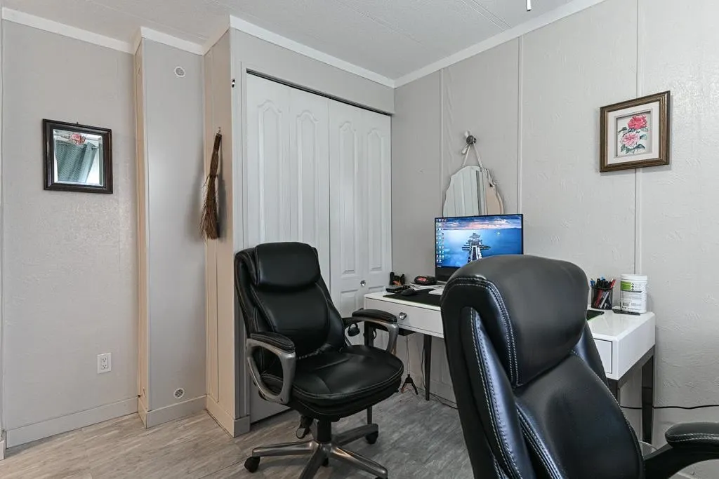 43 2035 Martens St. Street