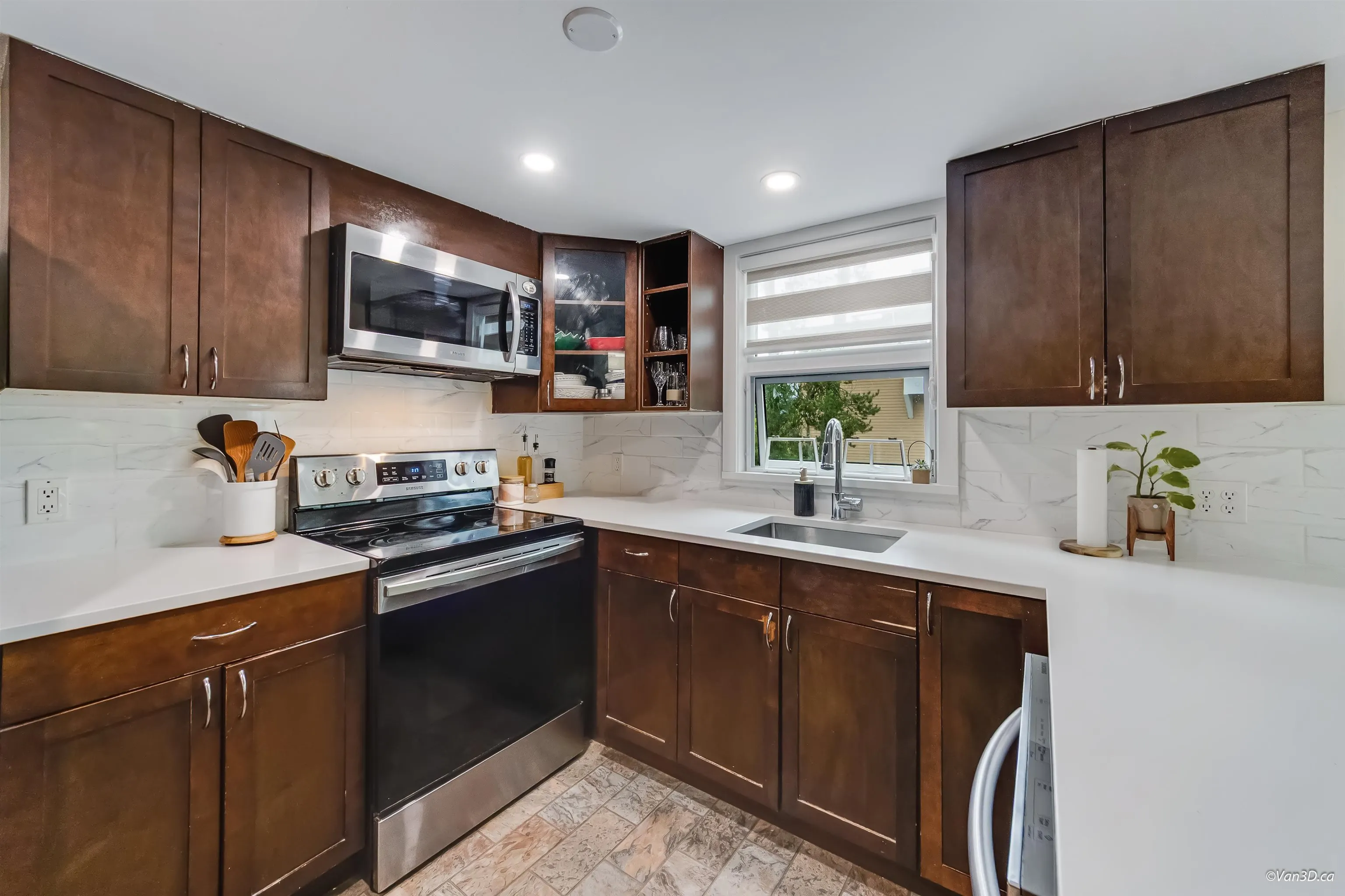 205 7162 133a Street