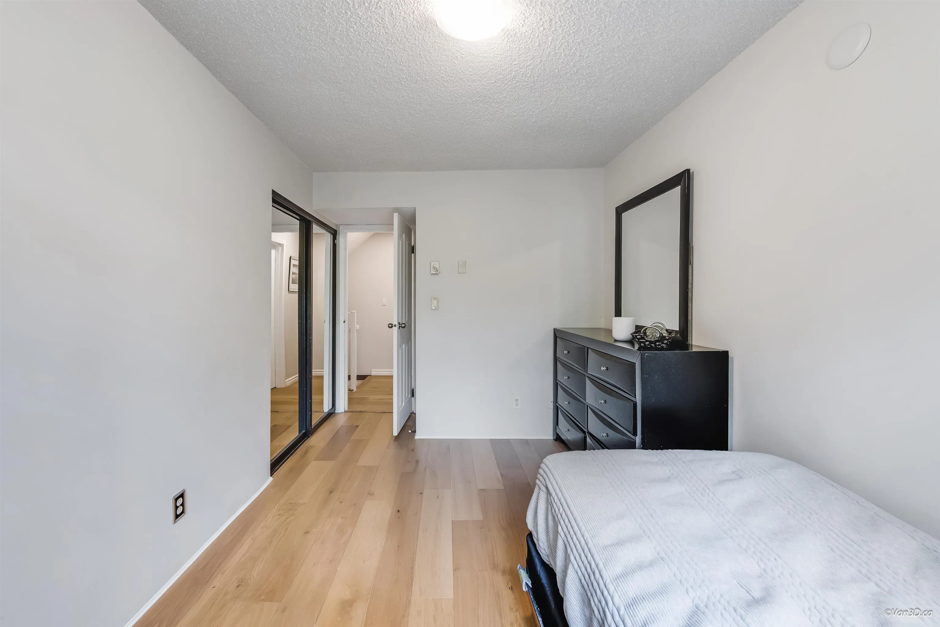 205 7162 133a Street