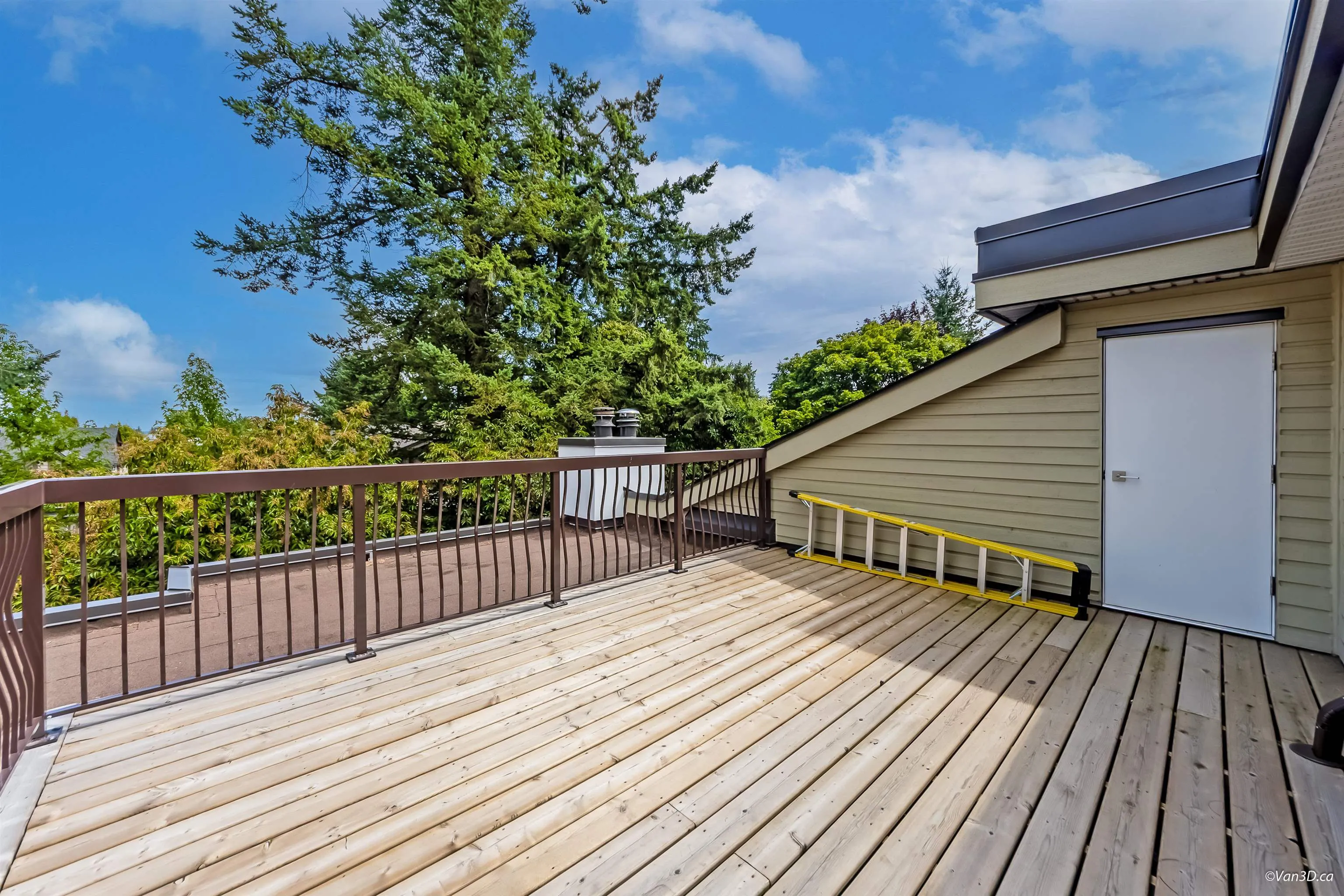 205 7162 133a Street