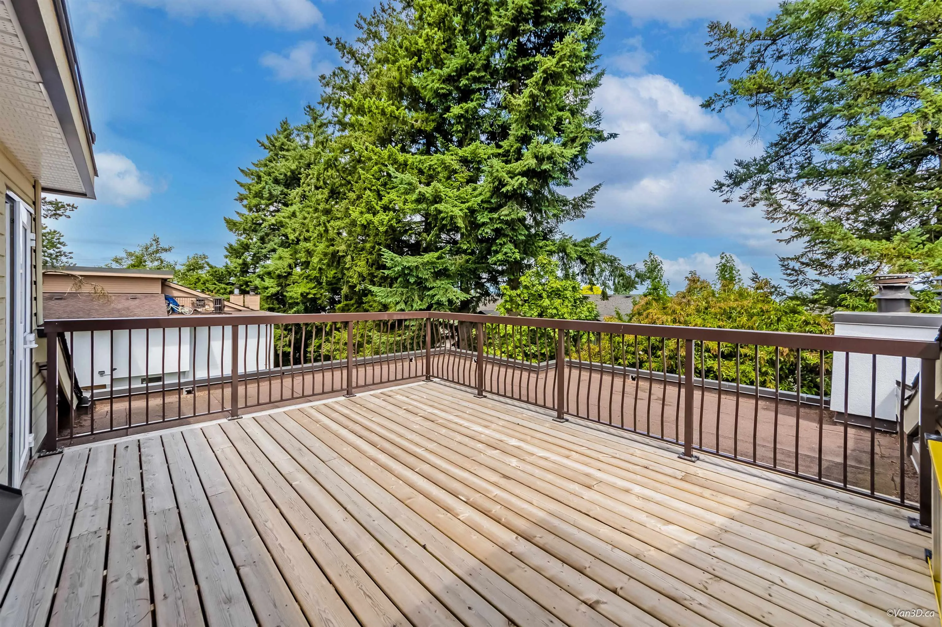 205 7162 133a Street