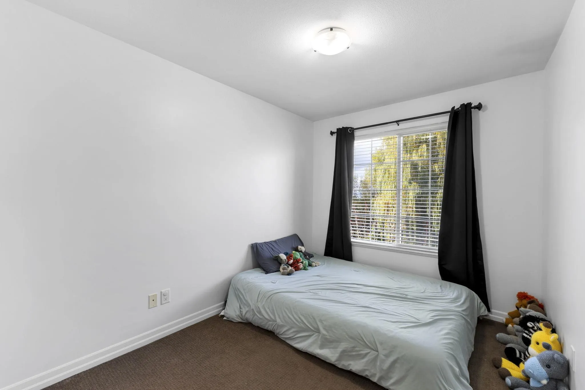 15 46832 Hudson Road