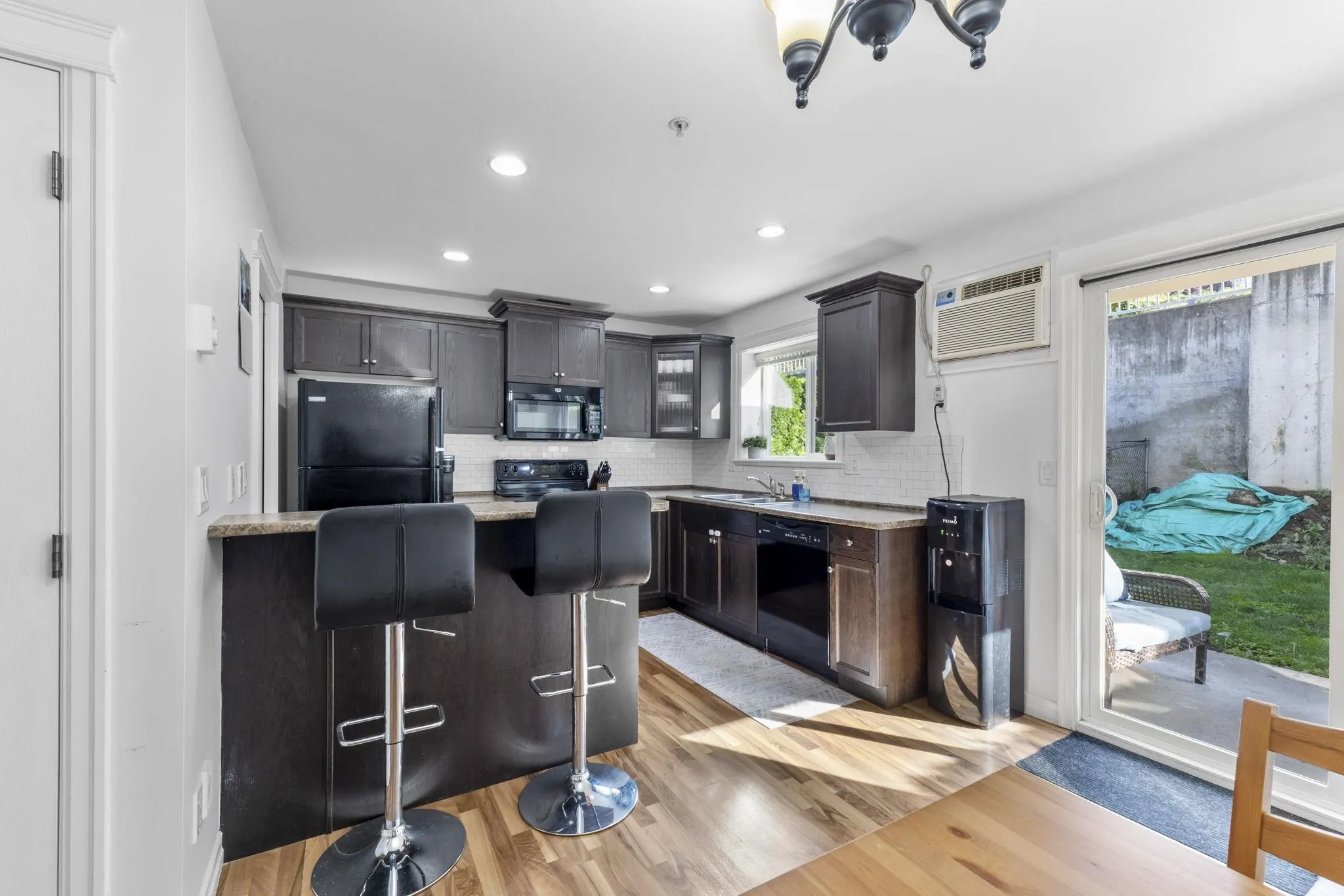 15 46832 Hudson Road