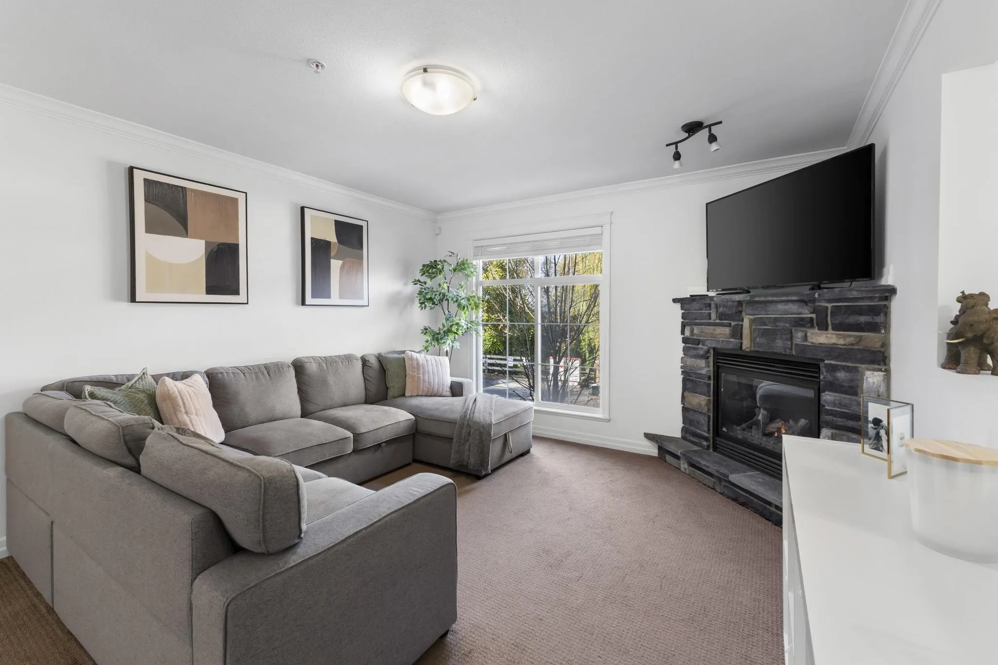 15 46832 Hudson Road