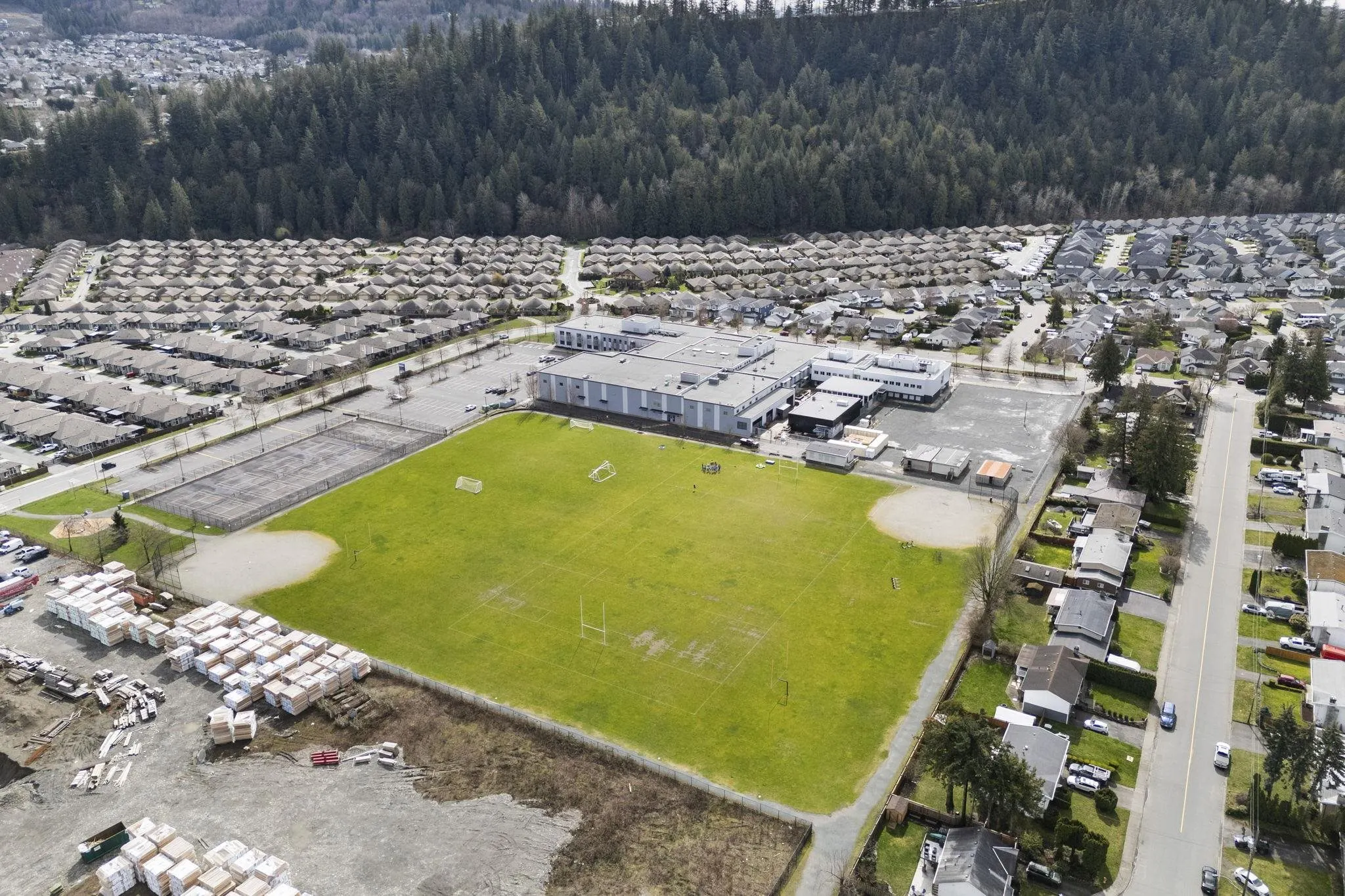 15 46832 Hudson Road