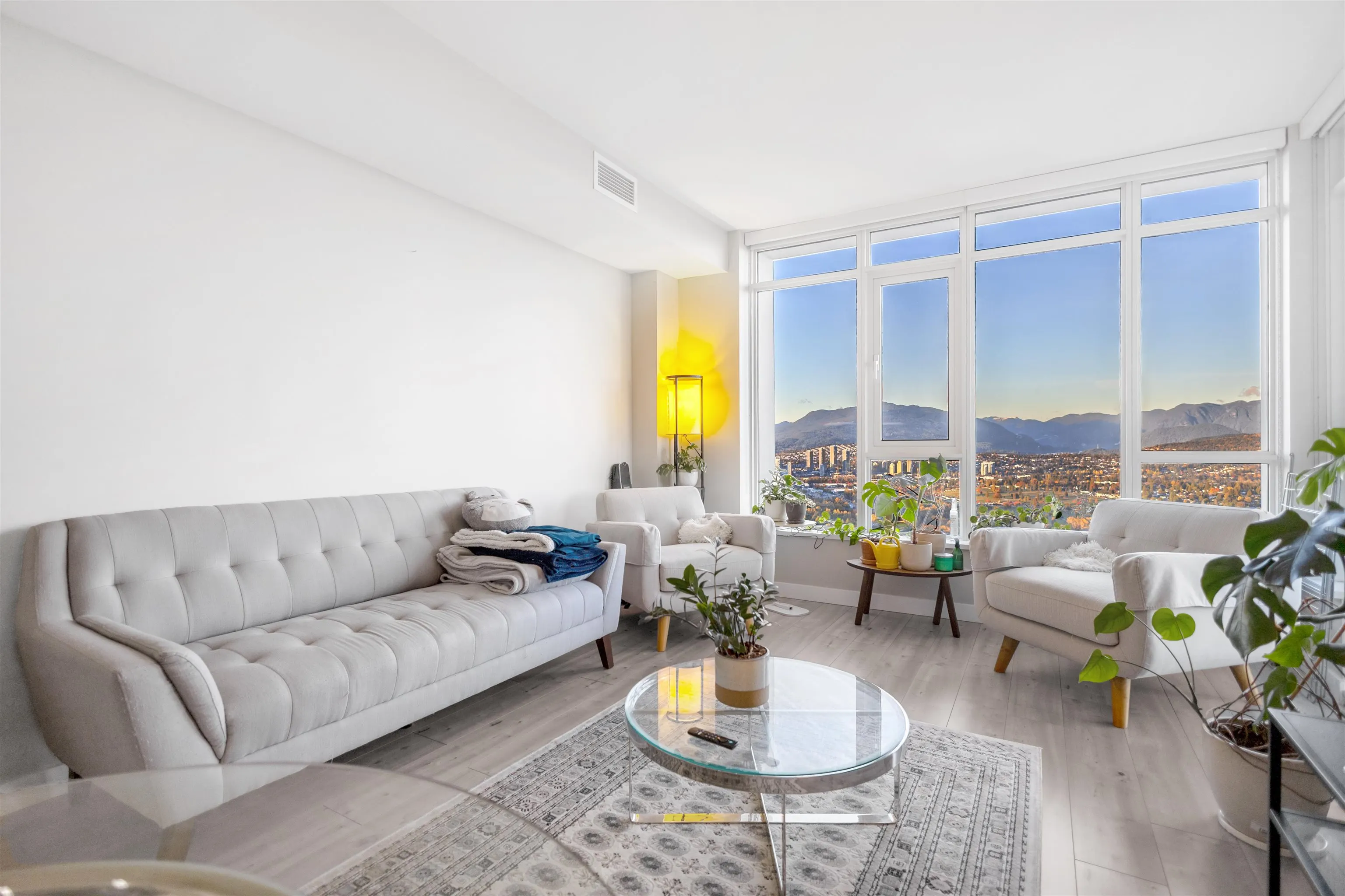 2909 4508 Hazel Street