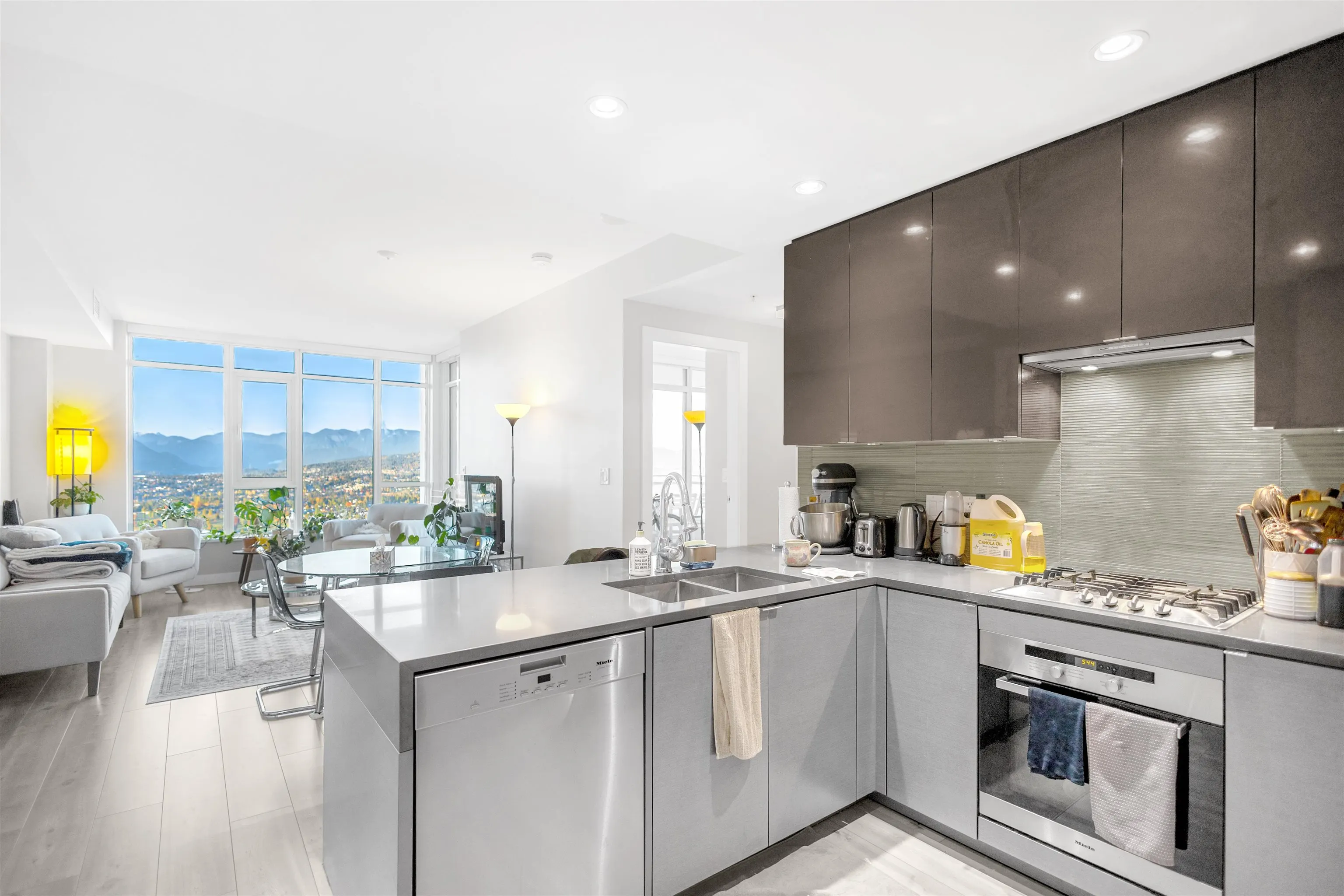 2909 4508 Hazel Street