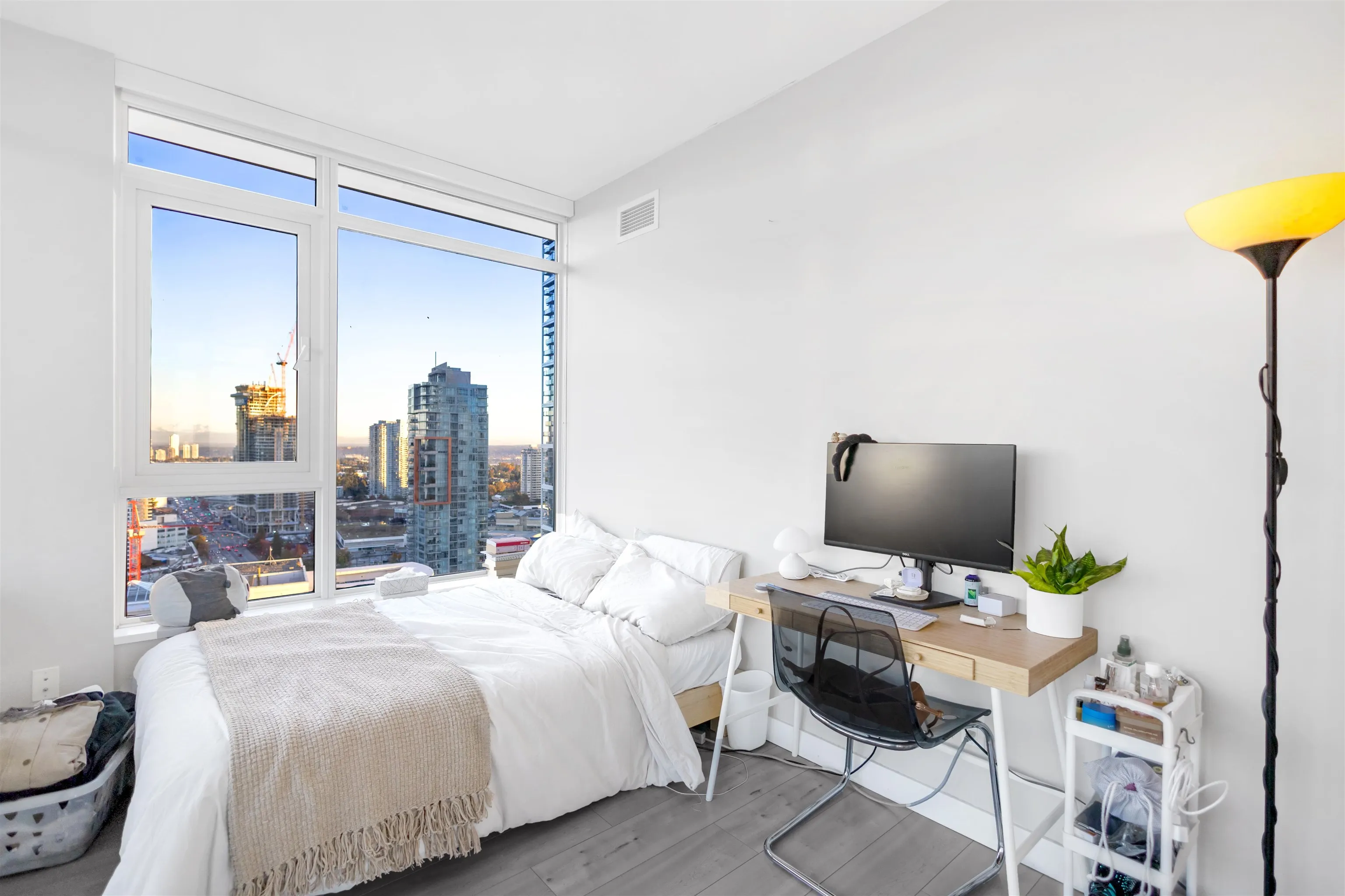 2909 4508 Hazel Street