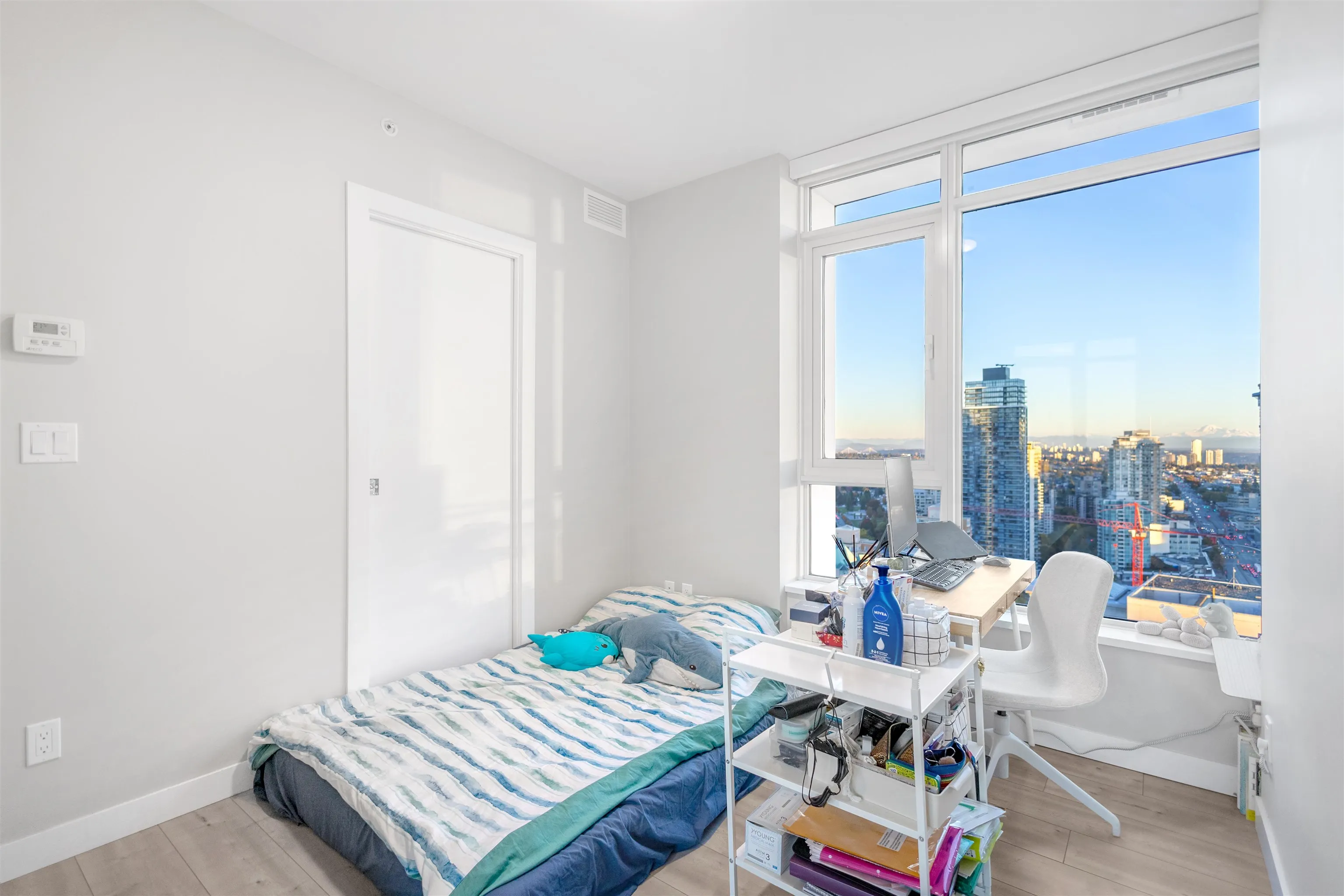 2909 4508 Hazel Street