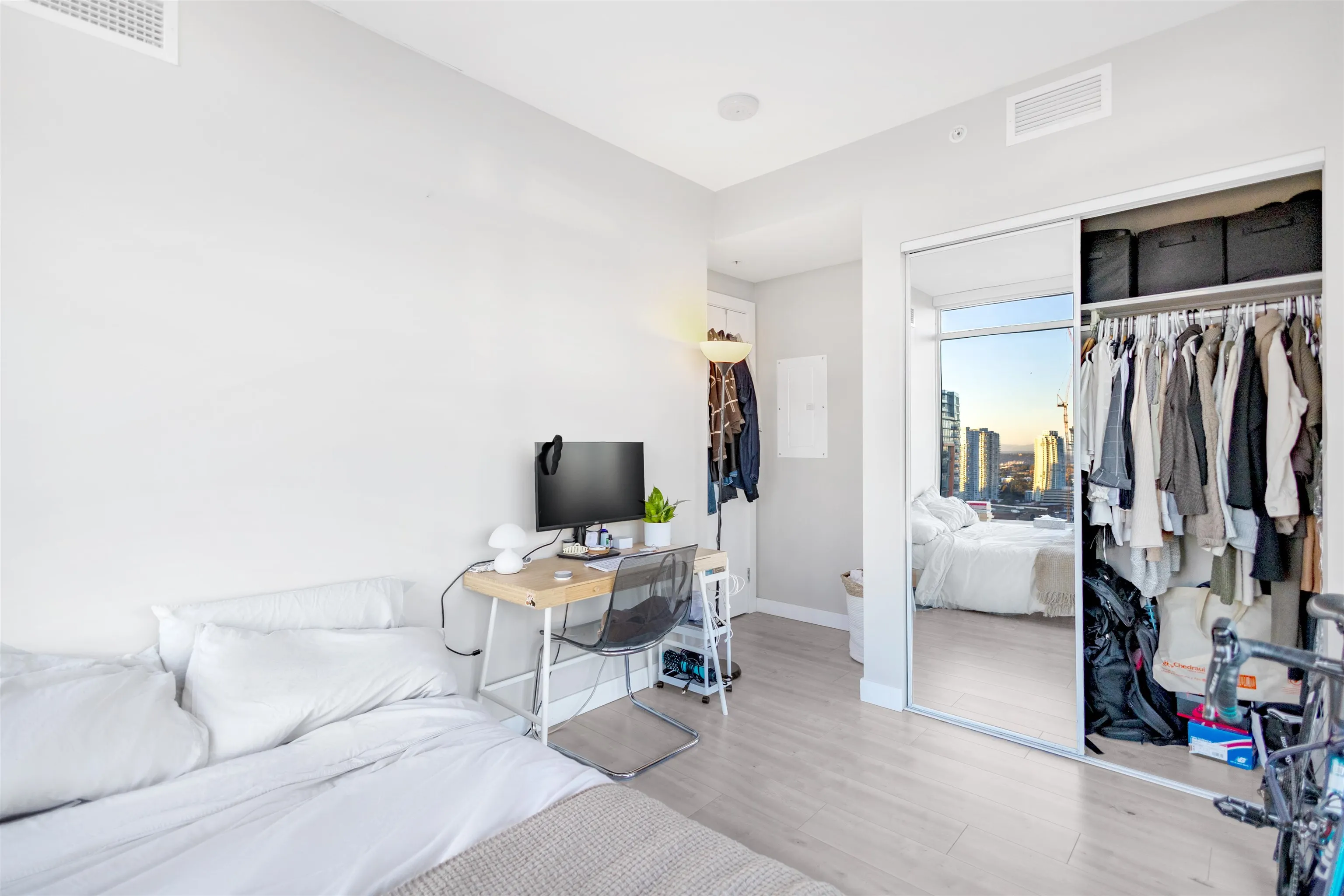 2909 4508 Hazel Street