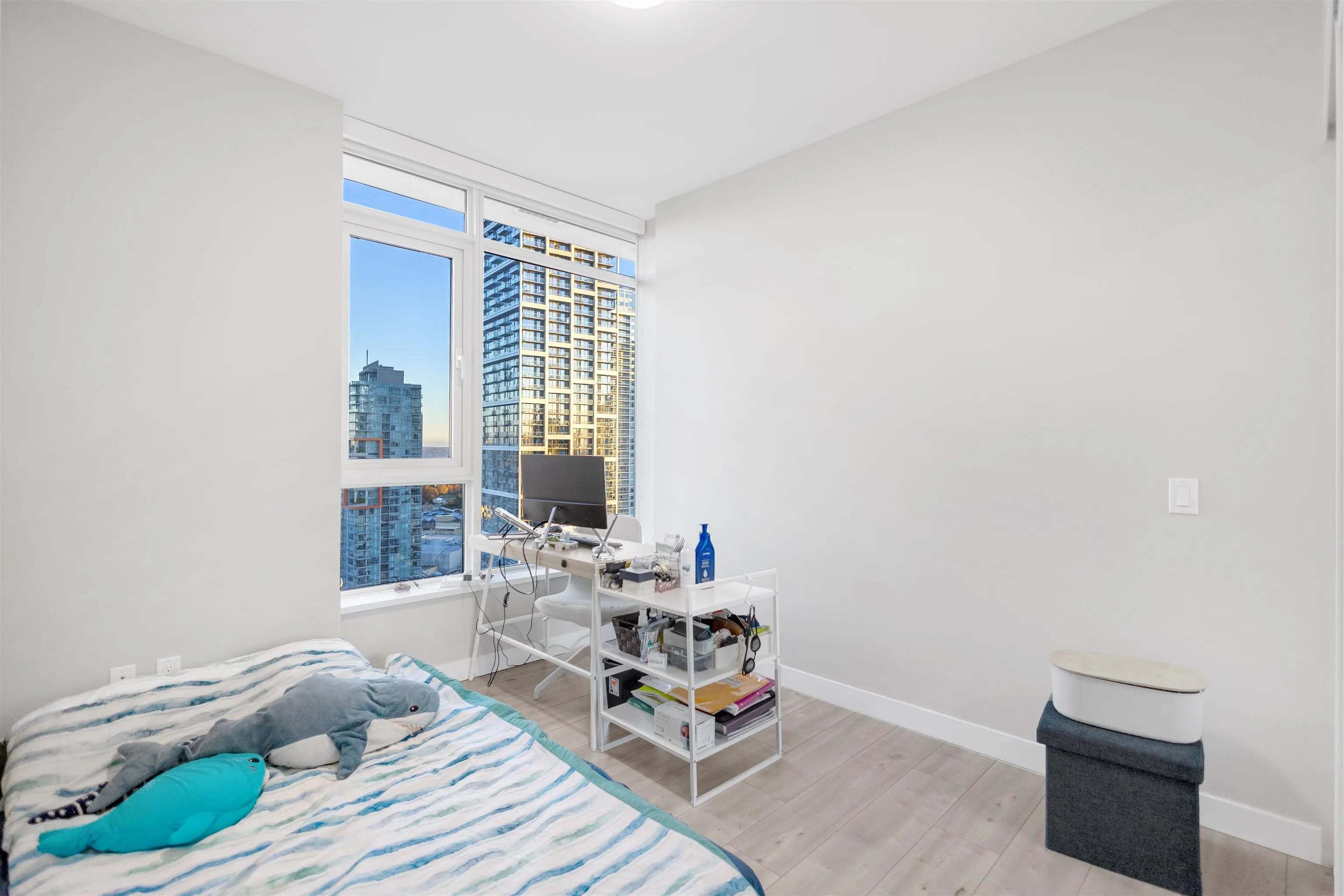 2909 4508 Hazel Street