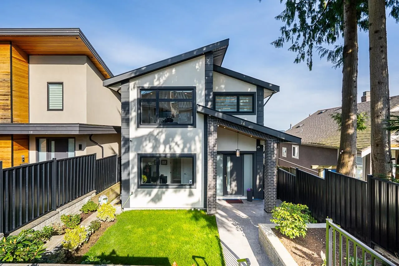 26 Holdom Avenue