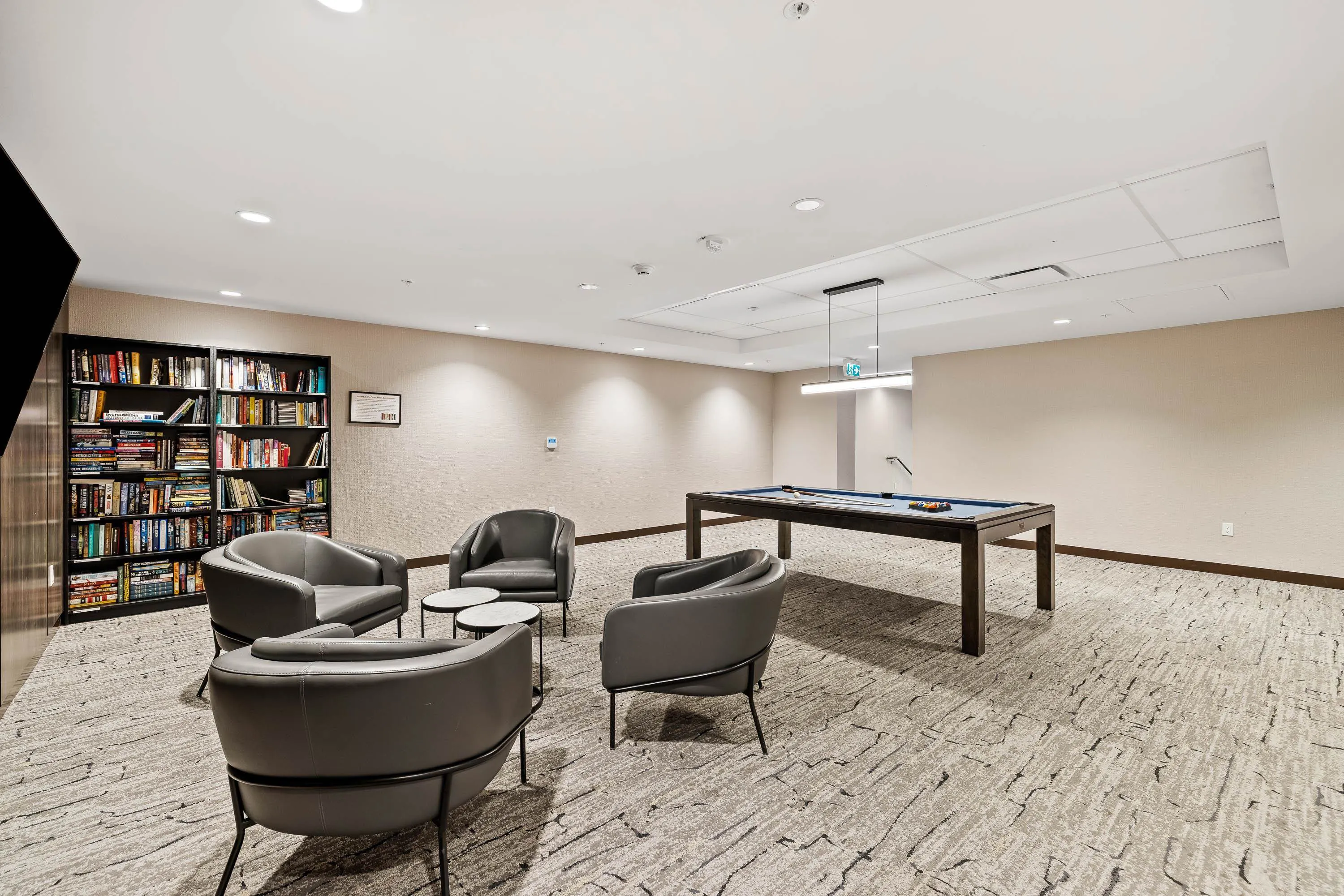 1804 1501 Foster Street