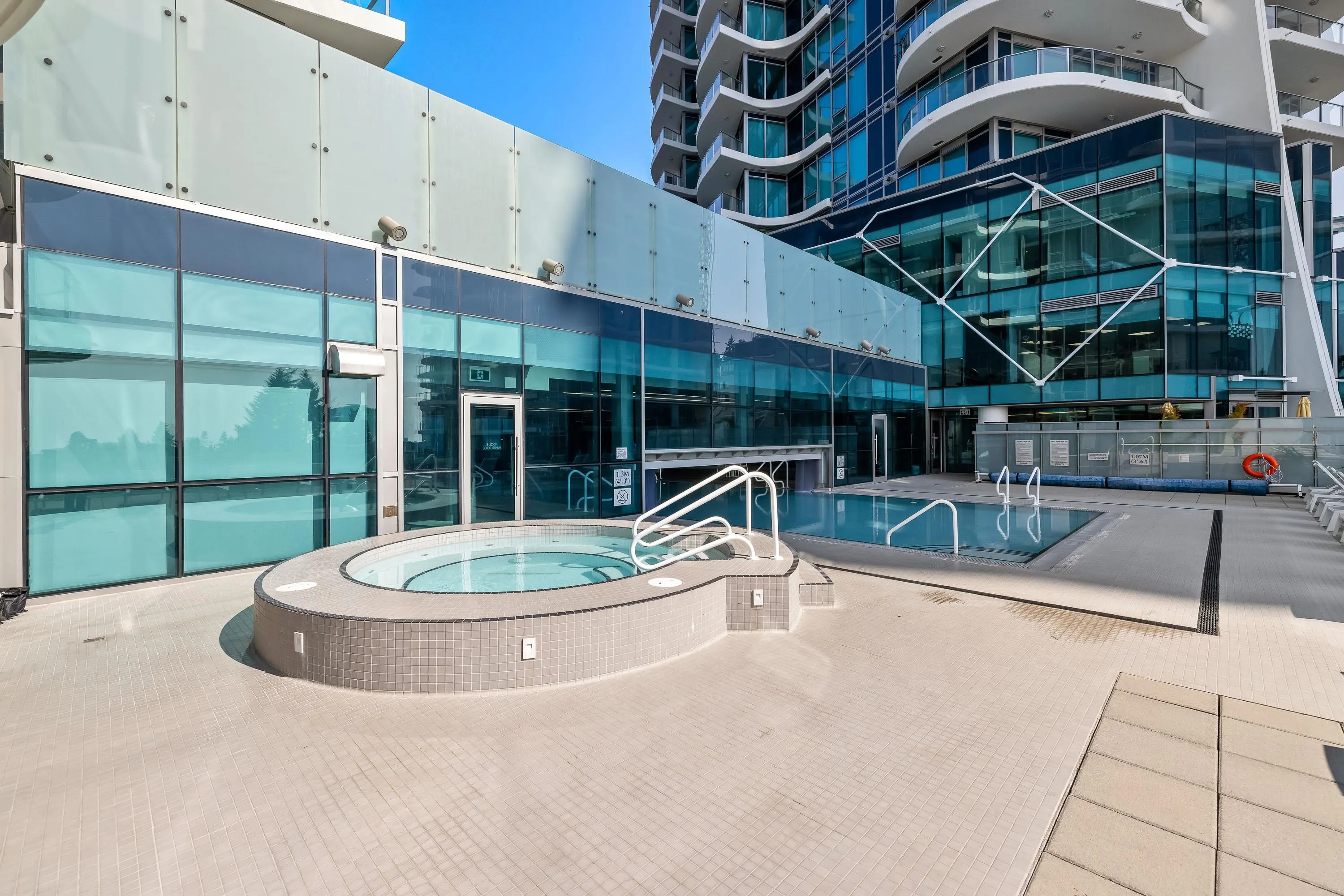 1804 1501 Foster Street