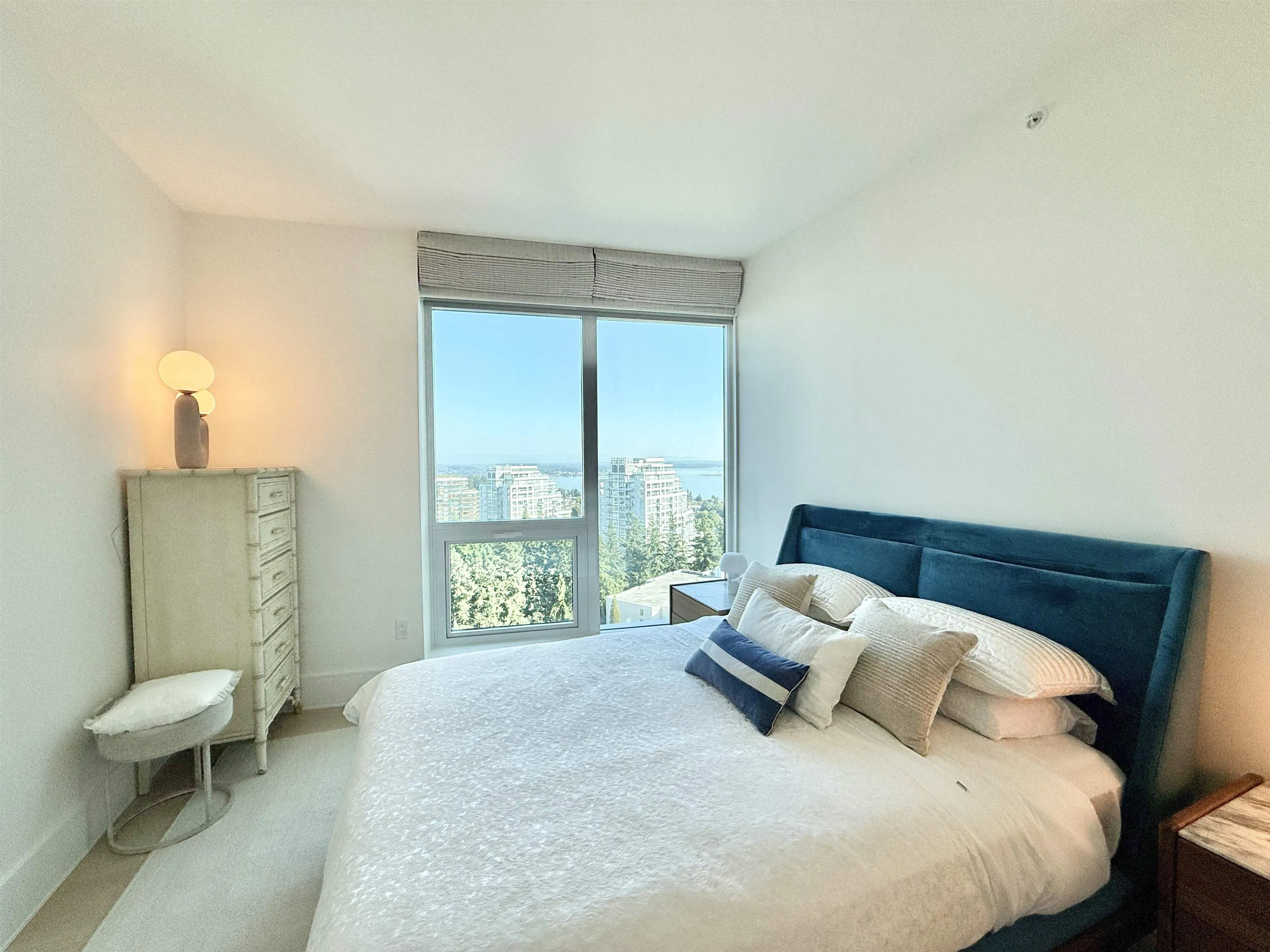 1804 1501 Foster Street