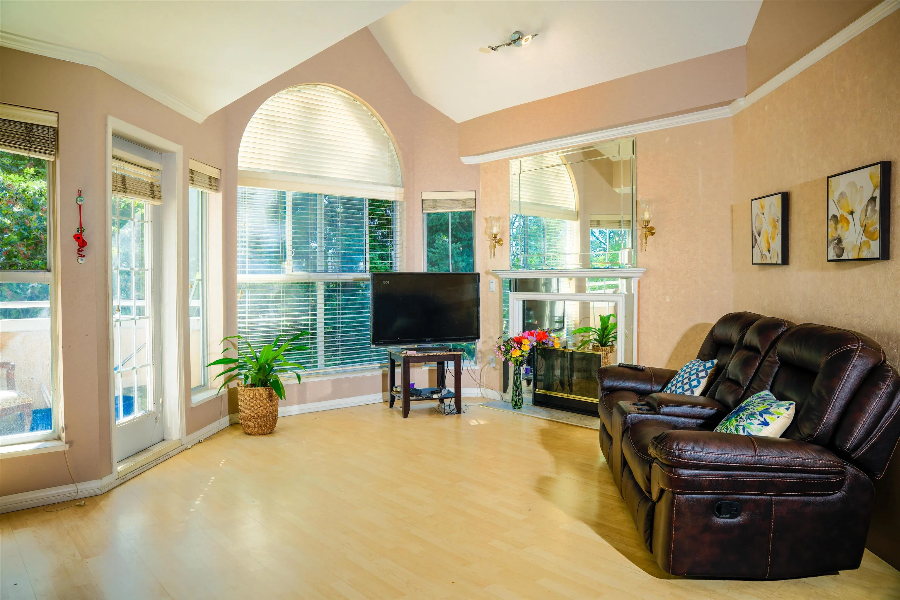 410 7435 121a Street