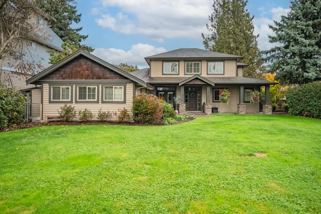 5660 Riverside Street