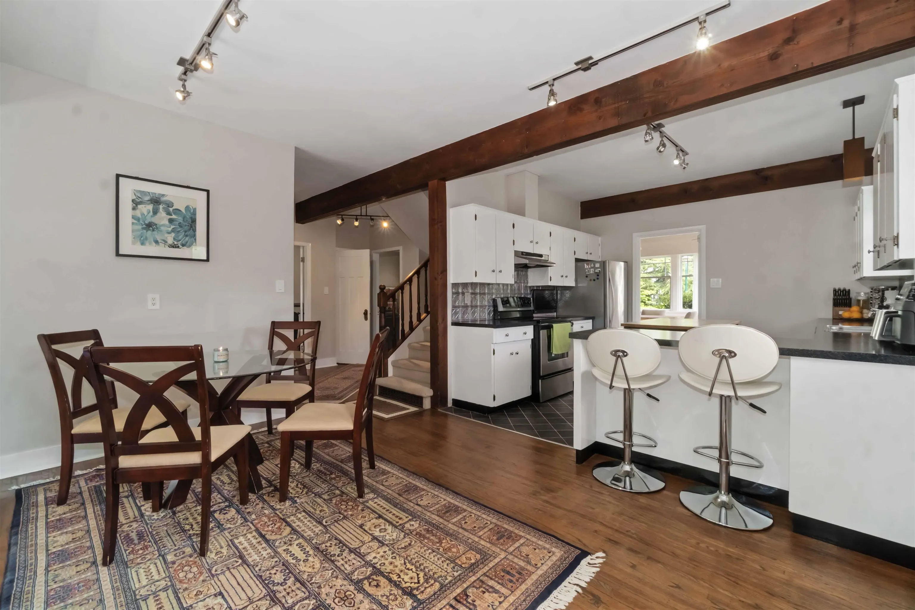 1120 Devonshire Crescent