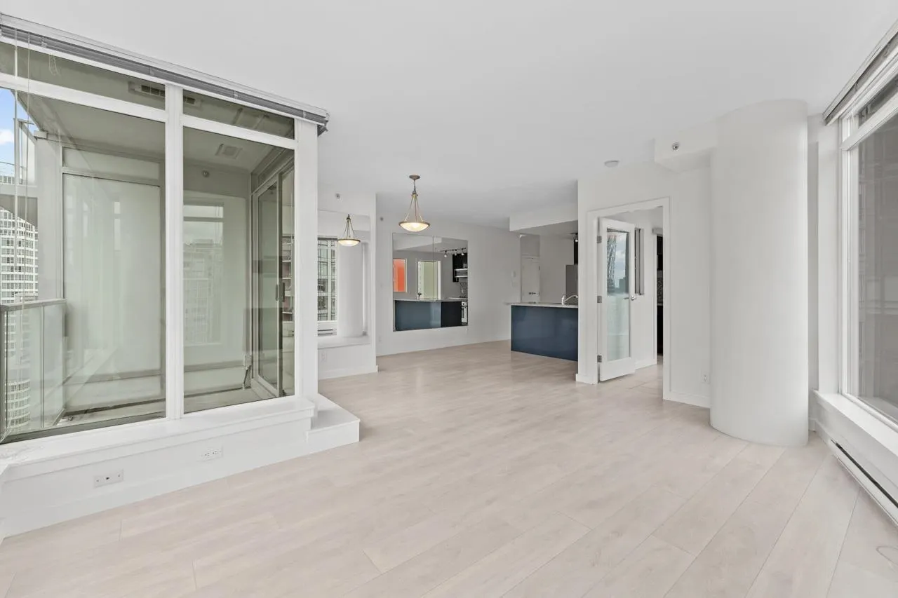 2601 1188 W Pender Street