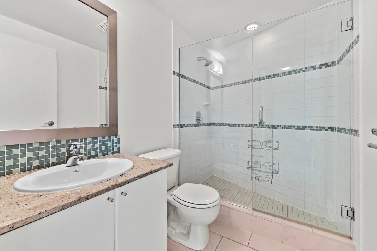 2601 1188 W Pender Street