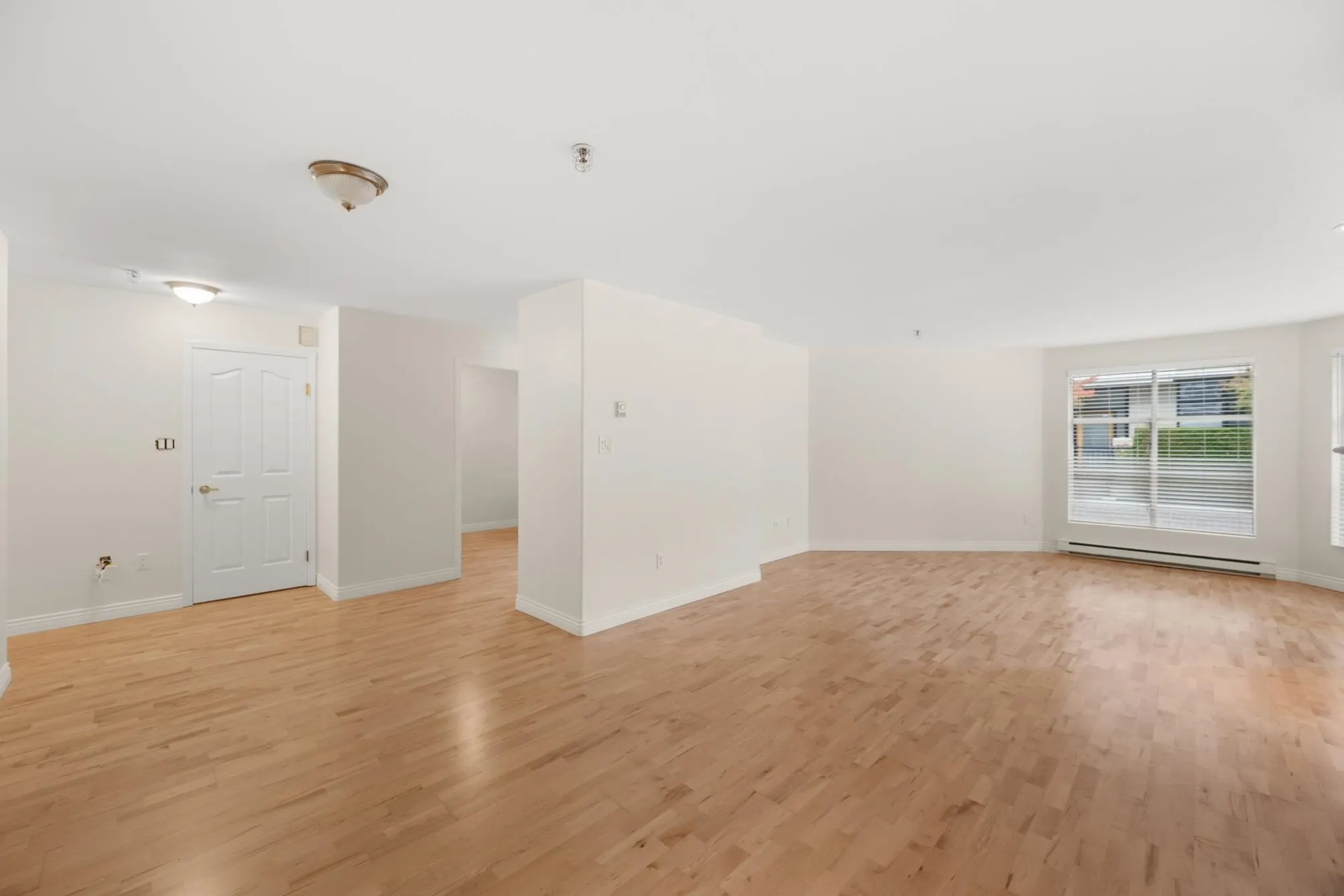 105 5 Renaissance Square