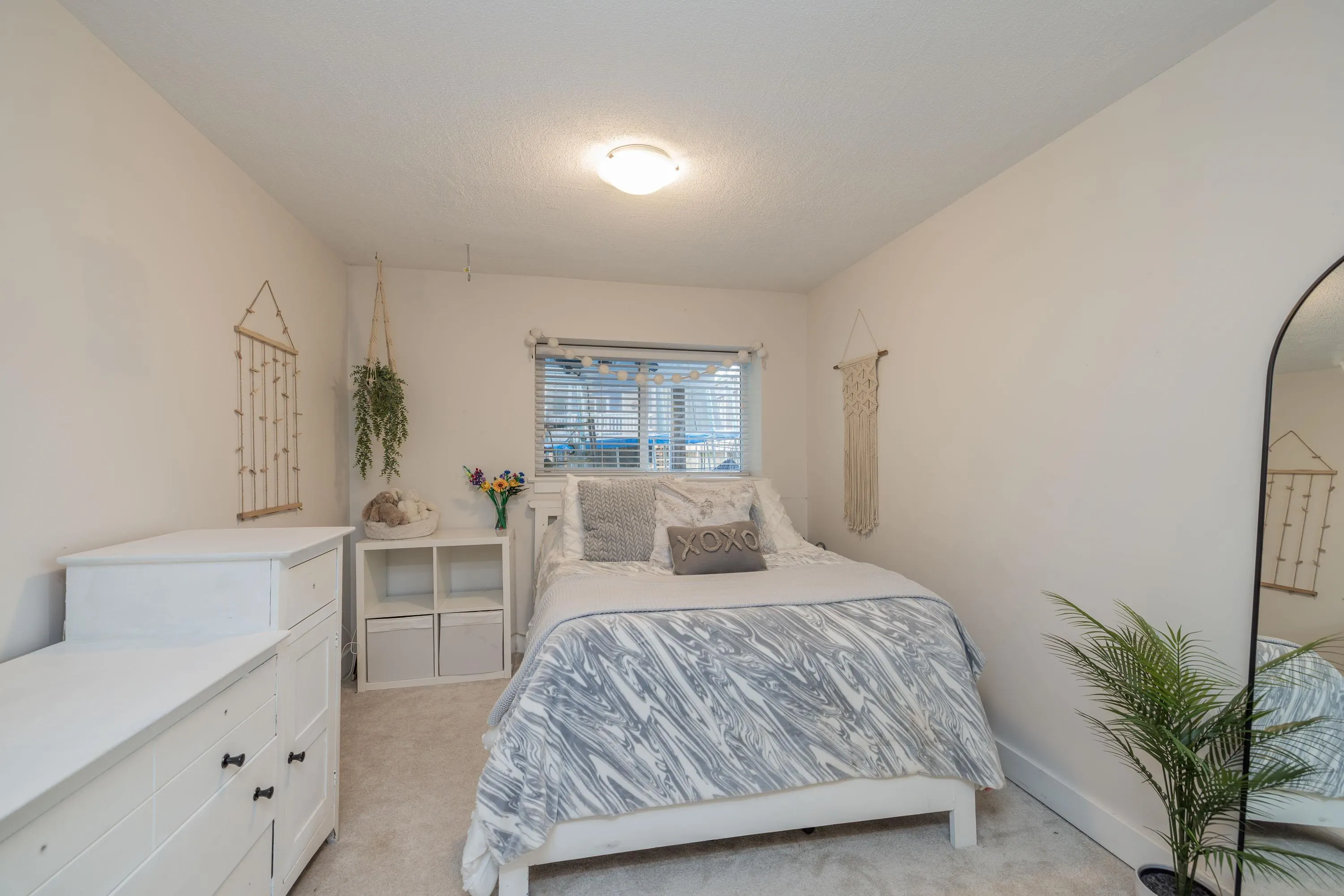 20717 Grade Crescent