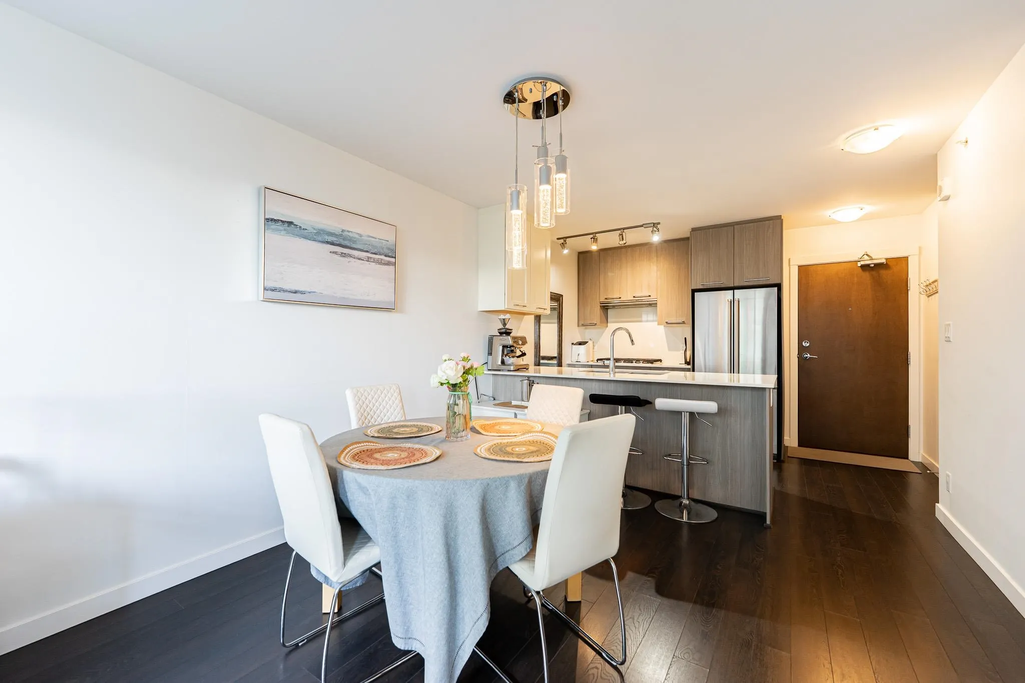 312 7708 Alderbridge Way