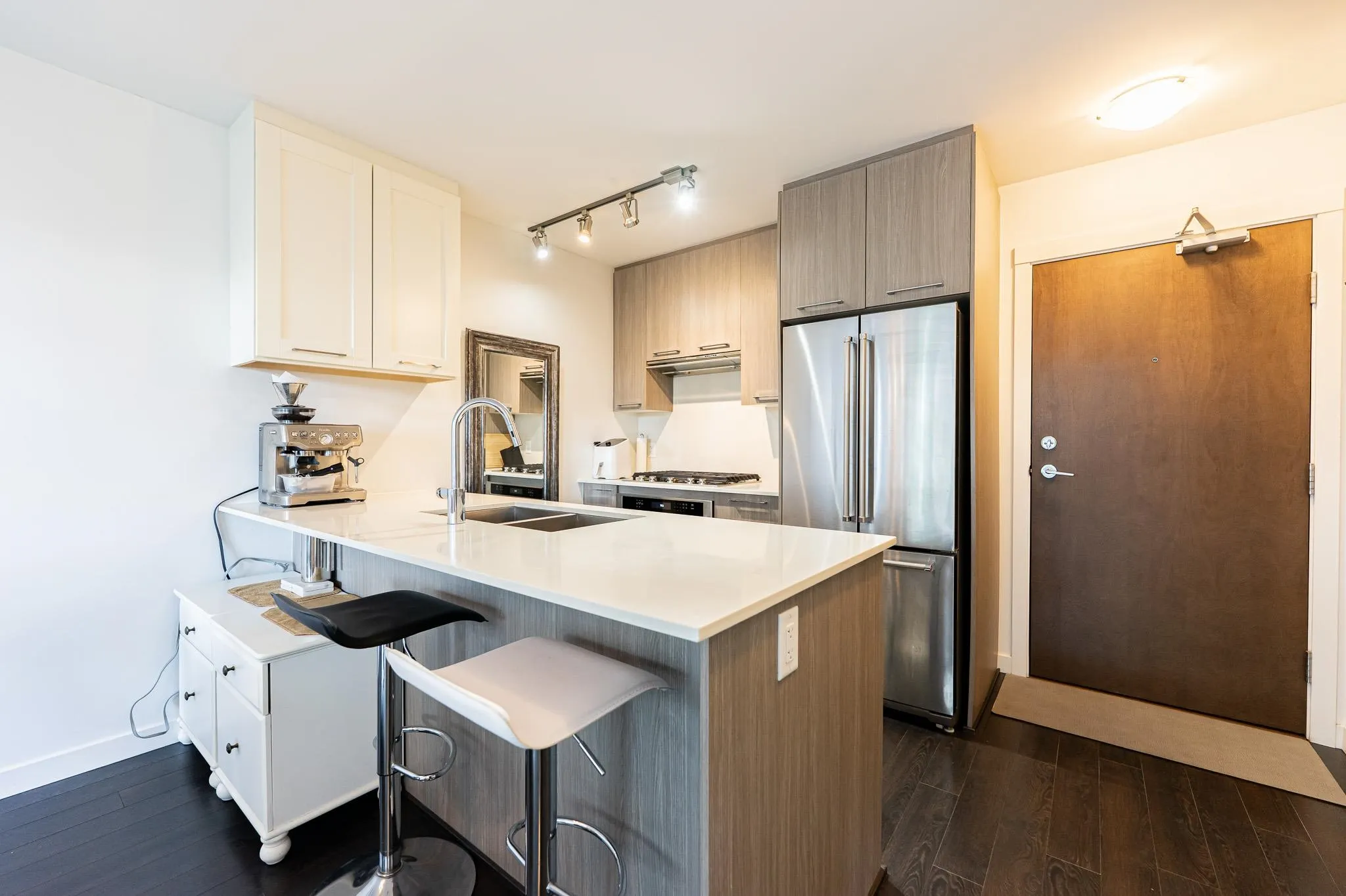 312 7708 Alderbridge Way