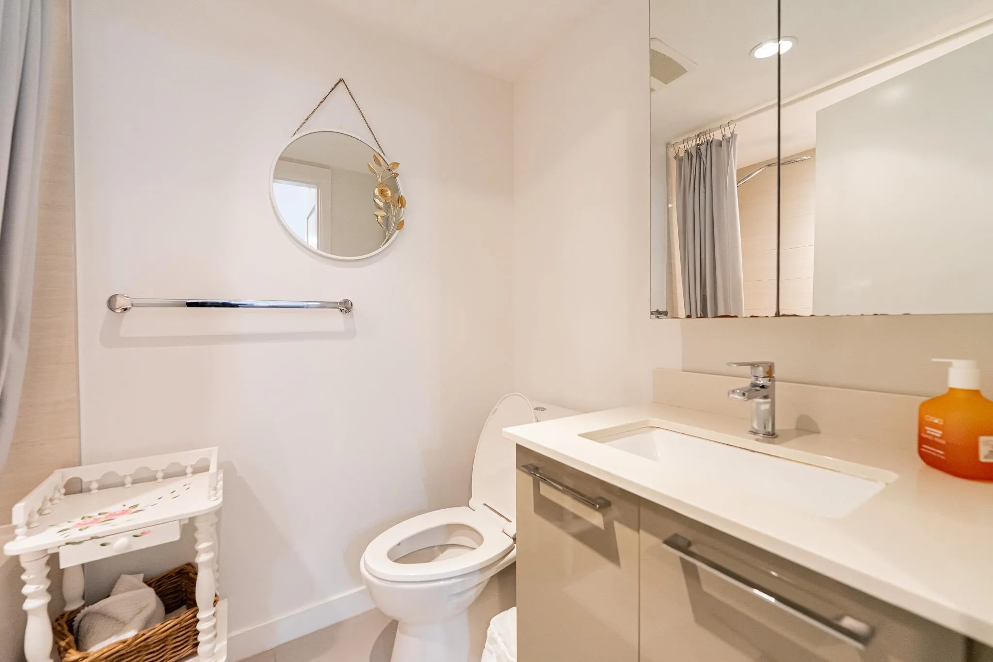 312 7708 Alderbridge Way