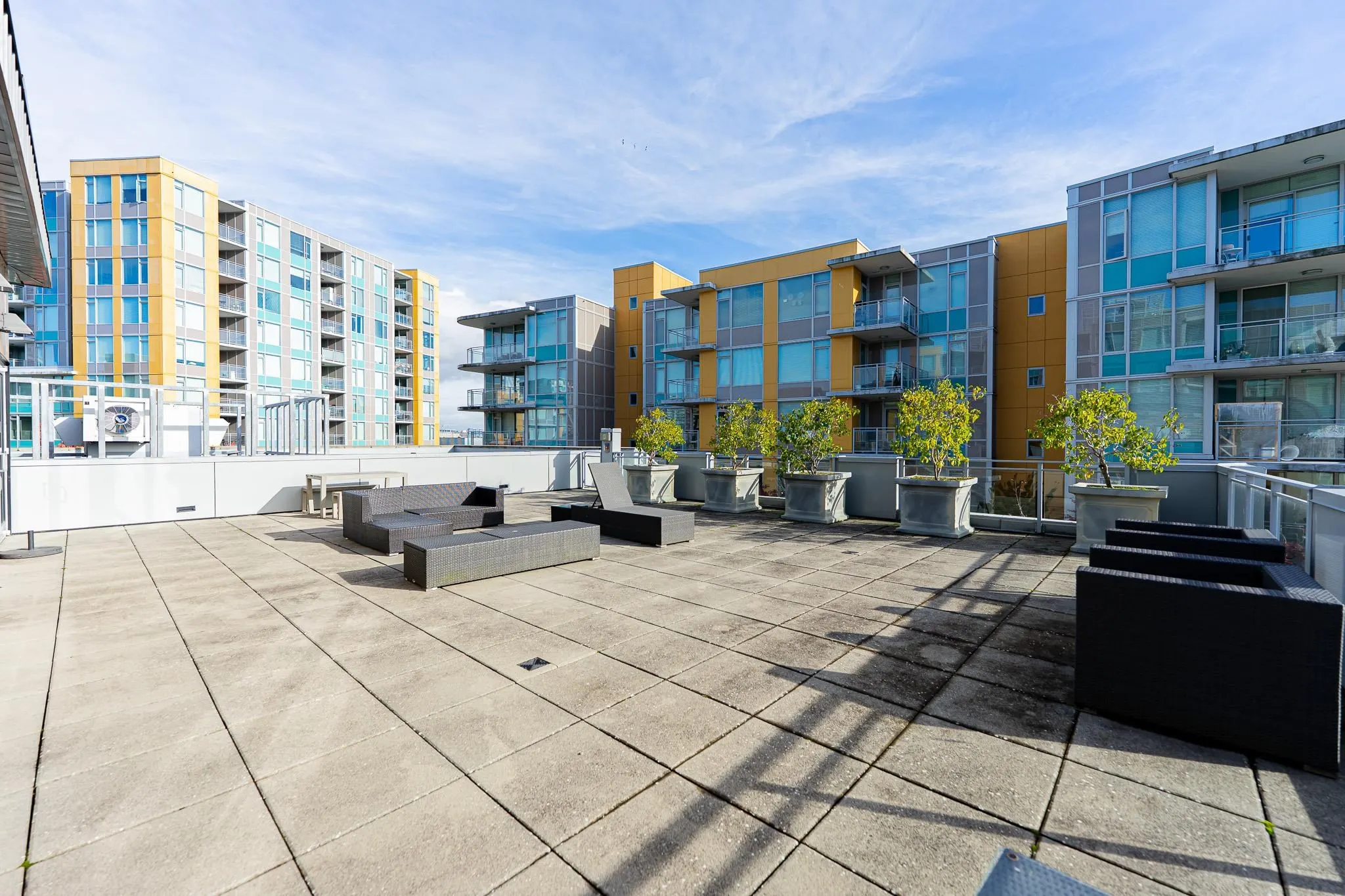 312 7708 Alderbridge Way