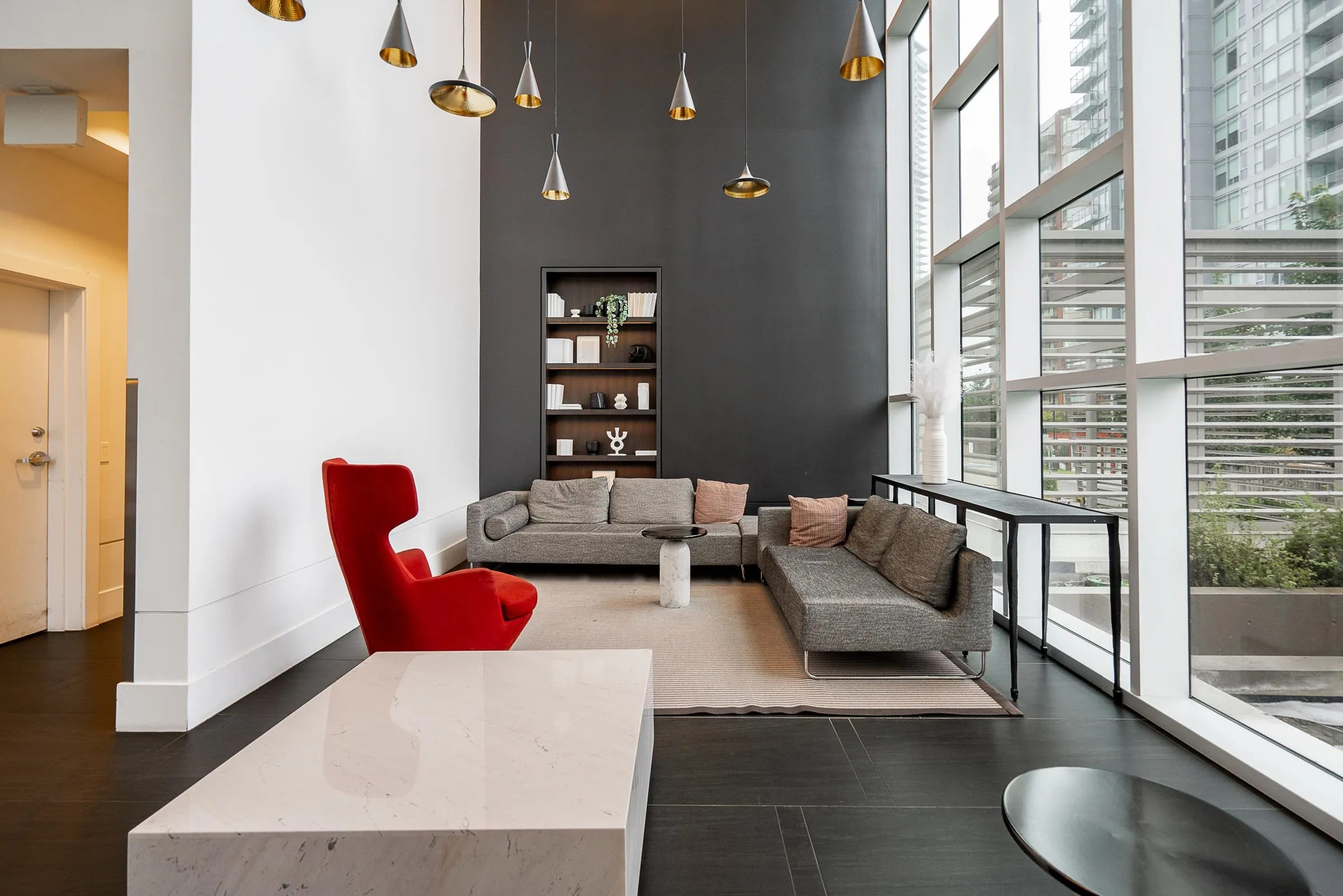 1701 567 Clarke Road