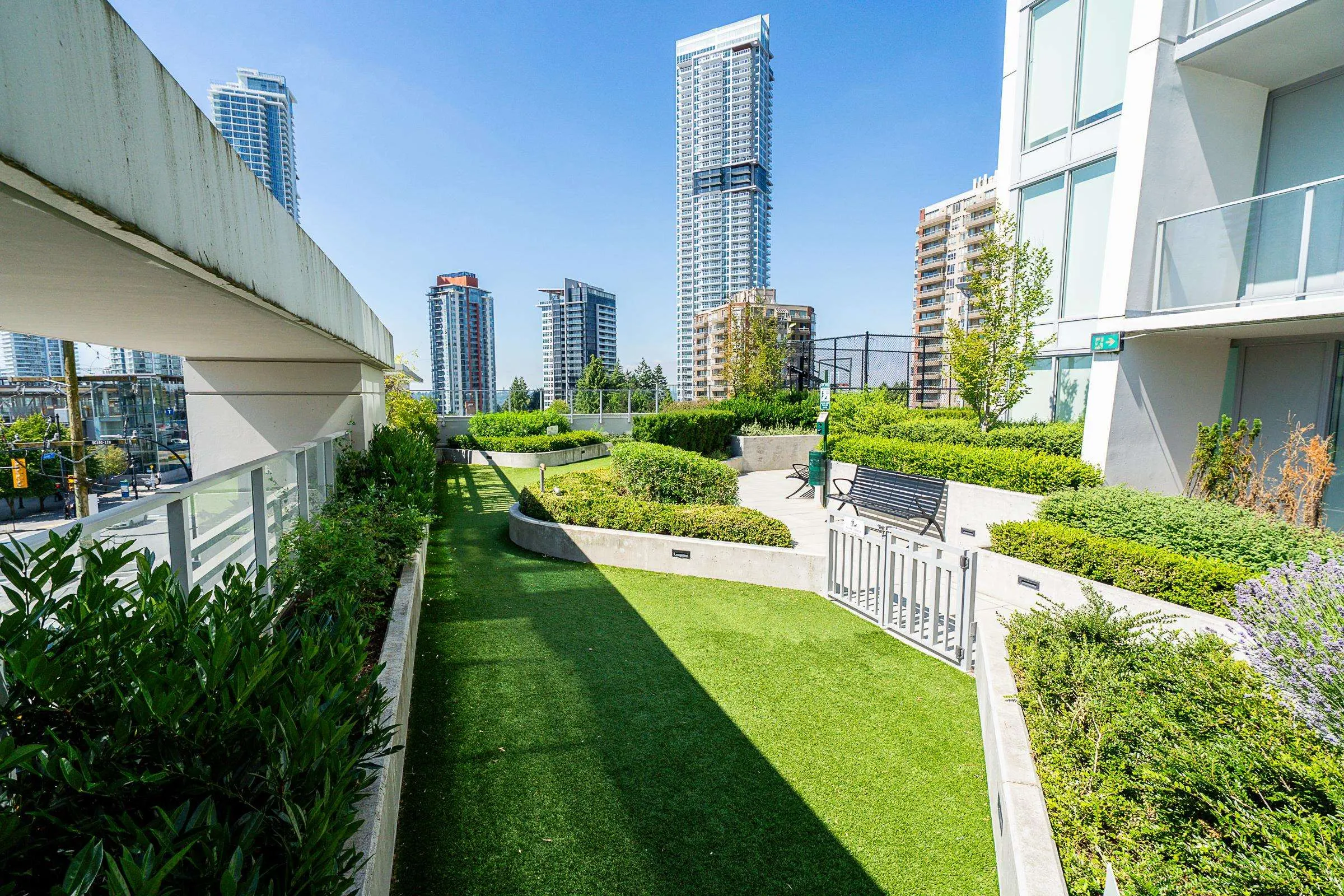 1701 567 Clarke Road