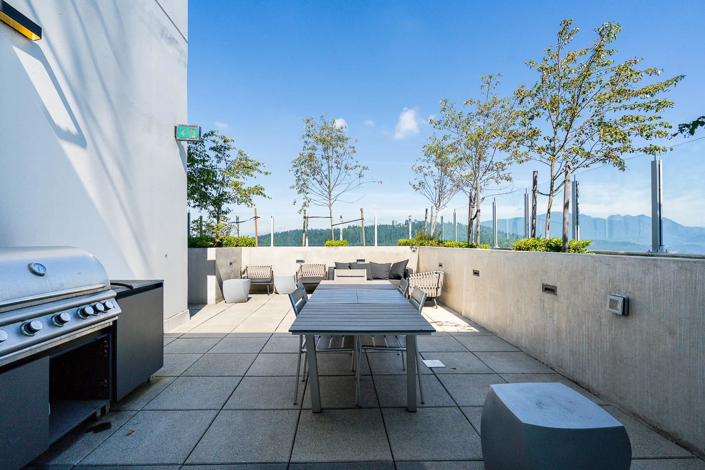 1701 567 Clarke Road