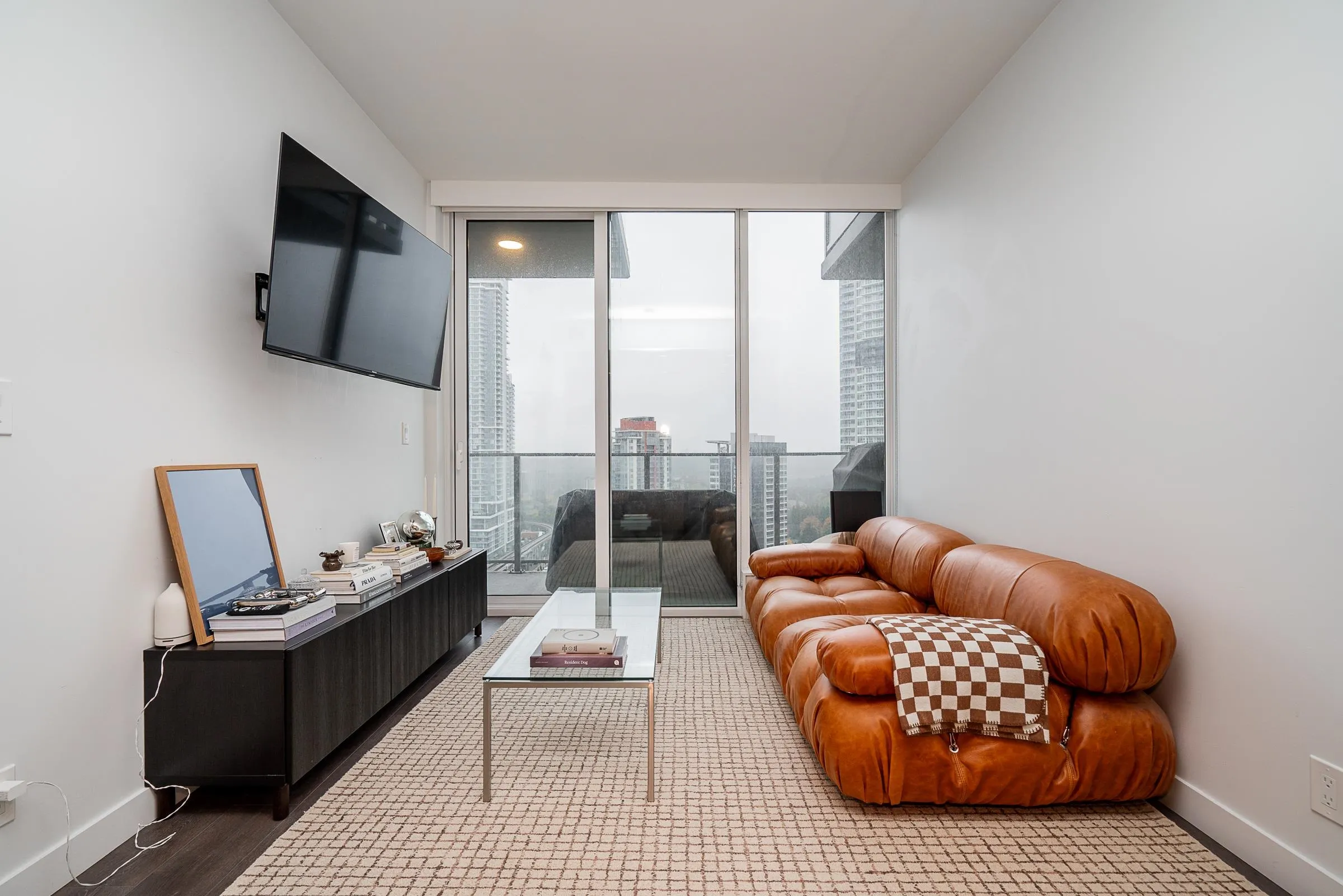 1701 567 Clarke Road