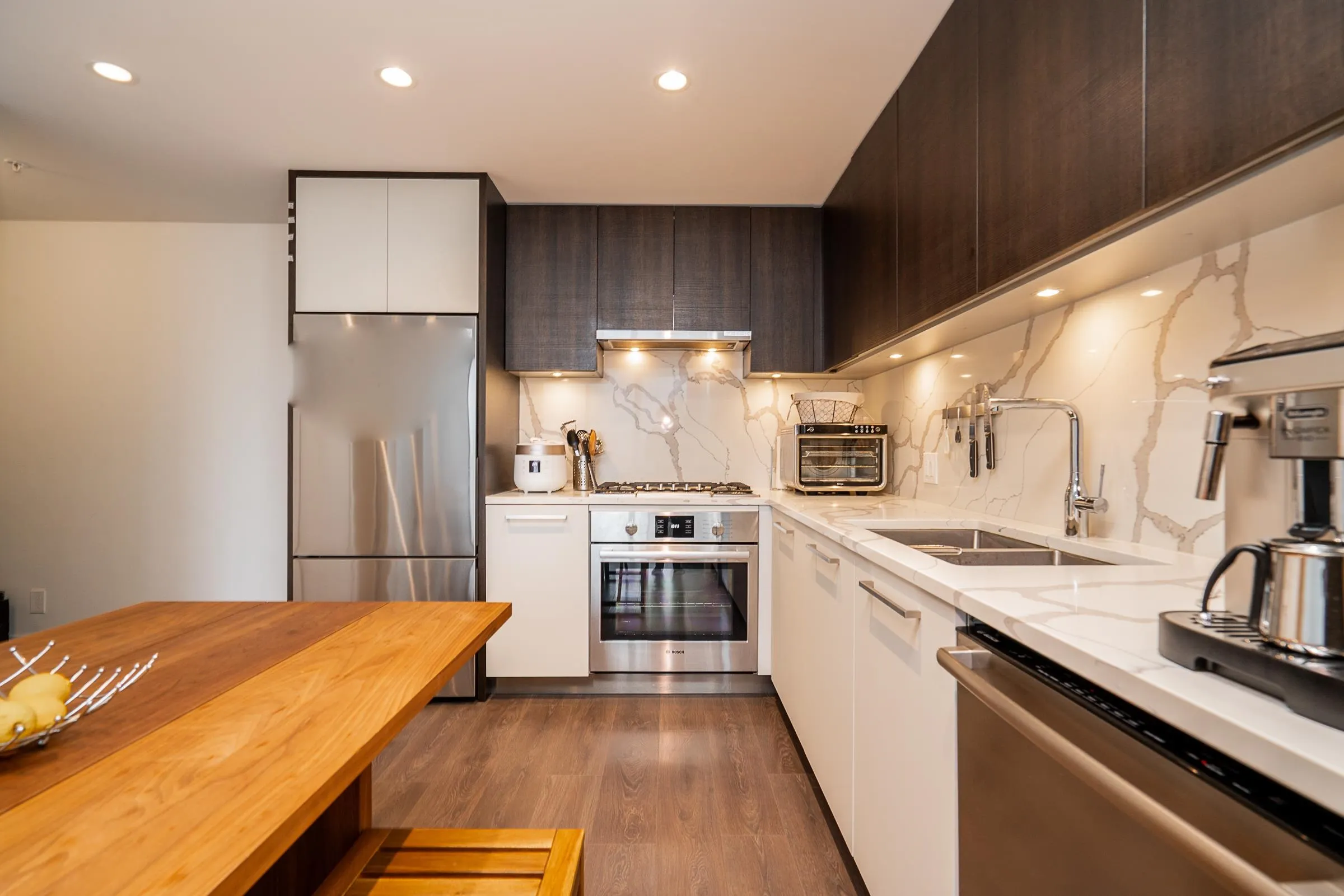 1701 567 Clarke Road